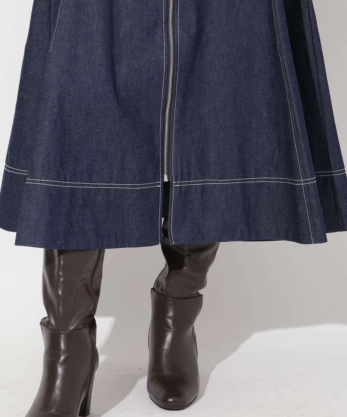 アンドクチュール「フロントジップデニムスカート」|フレア|