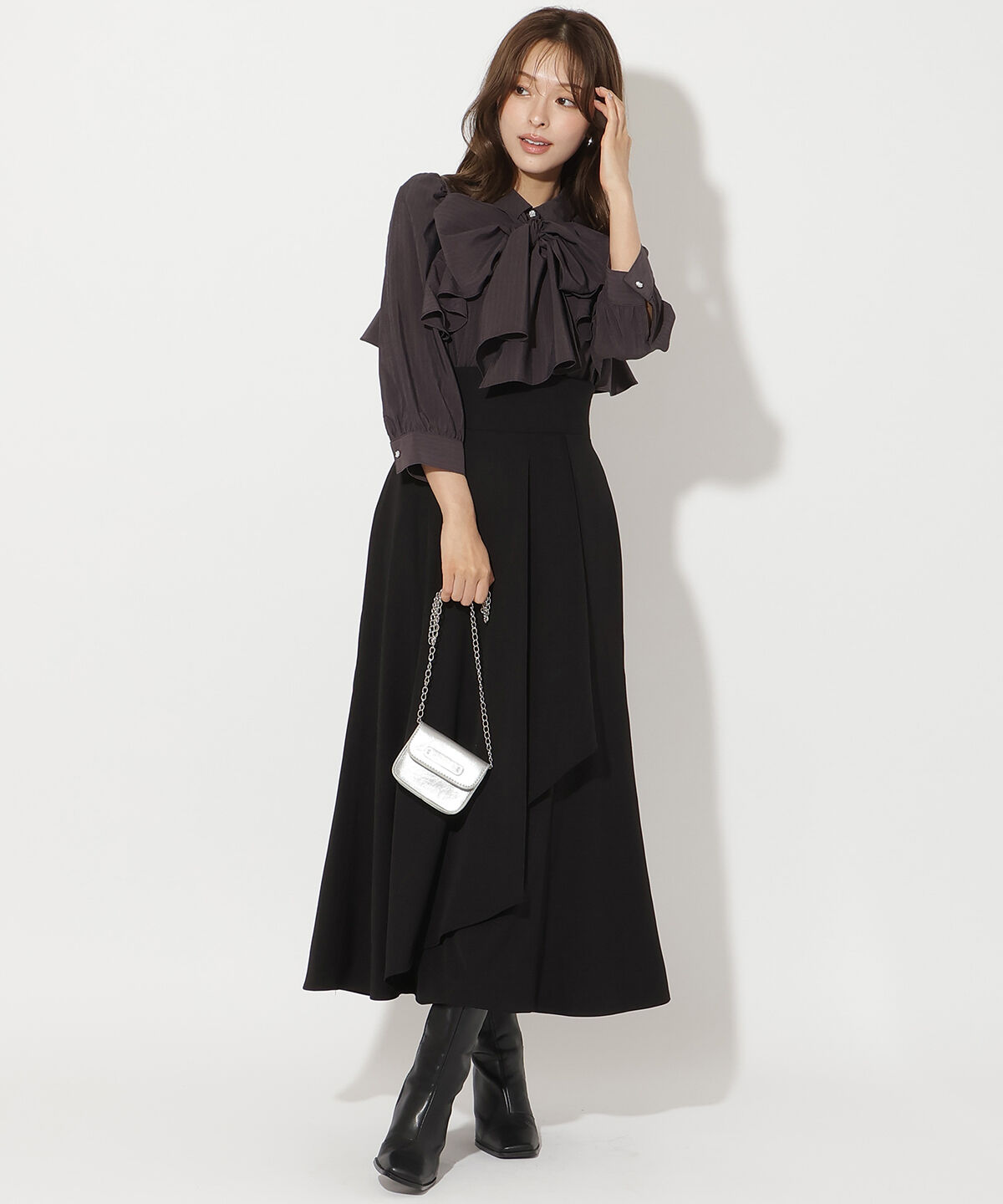 アンドクチュール「ビジューボタンフリルケープブラウス」|シャツ・ブラウス|