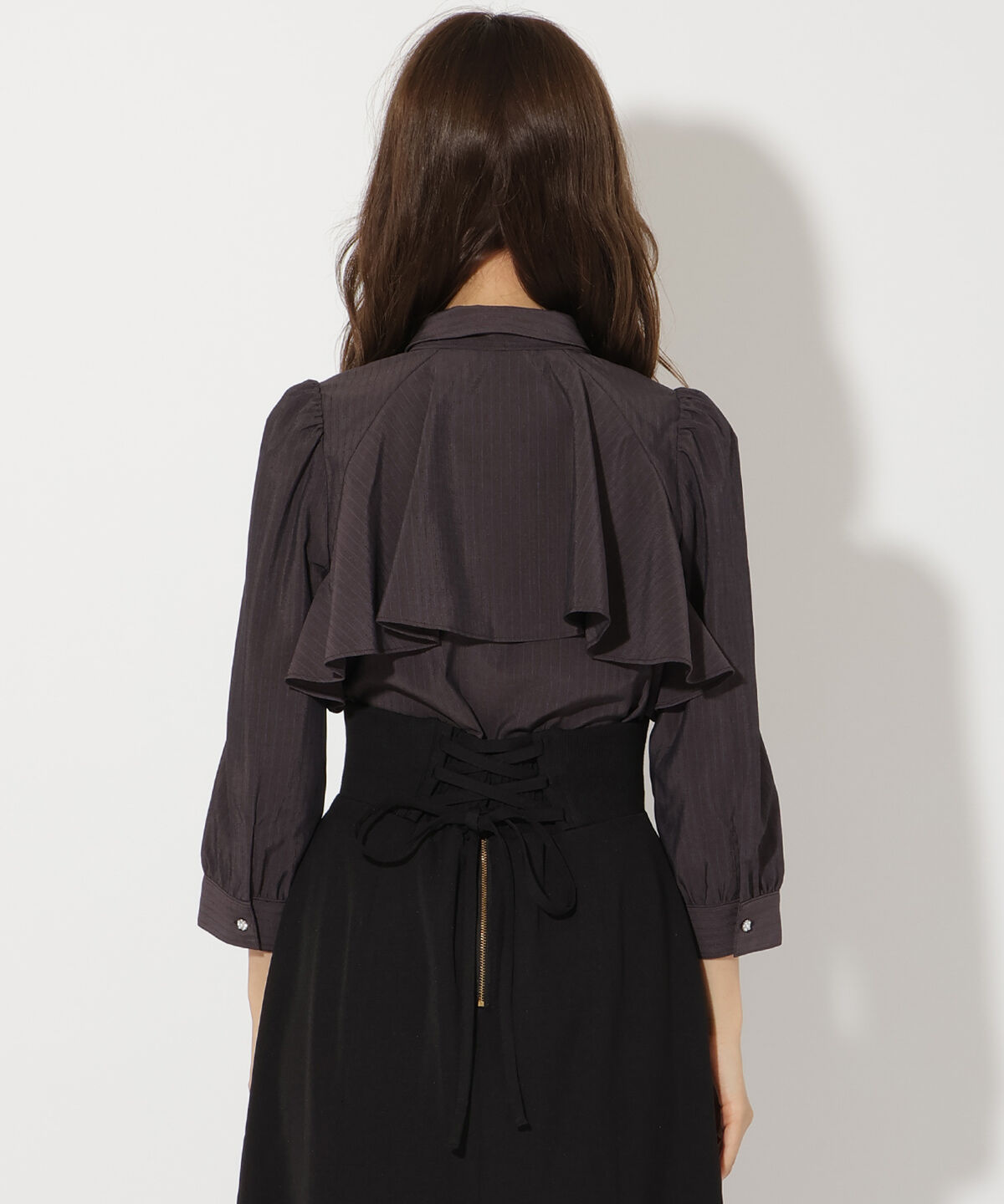 アンドクチュール「ビジューボタンフリルケープブラウス」|シャツ・ブラウス|