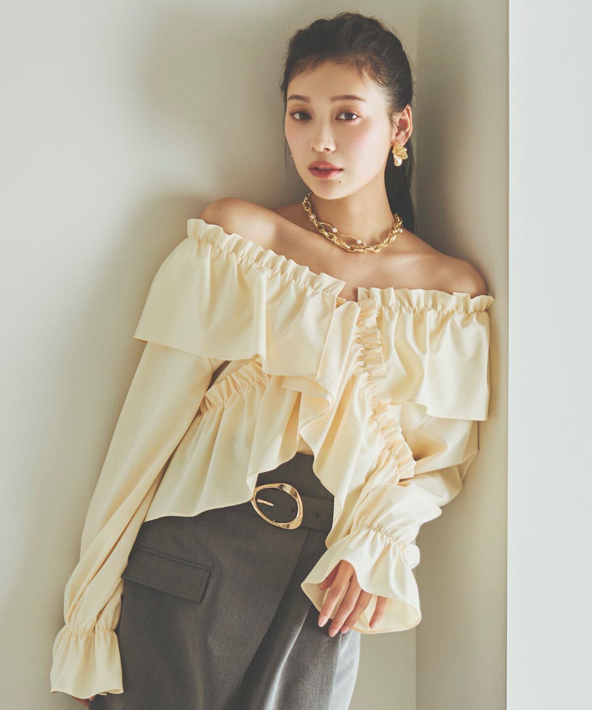 アンドクチュール「フリルクロスブラウス」|シャツ・ブラウス|