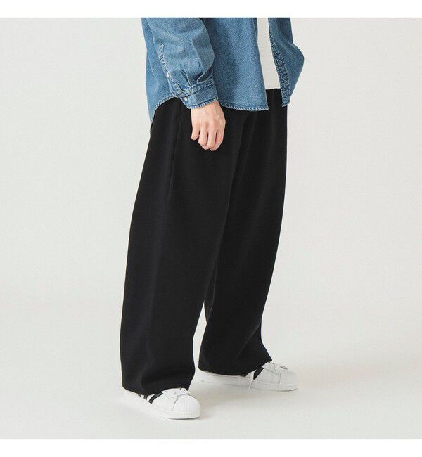 BEAMS「ワイドストレート ウィンドストップ スウェットパンツ」|チノ|