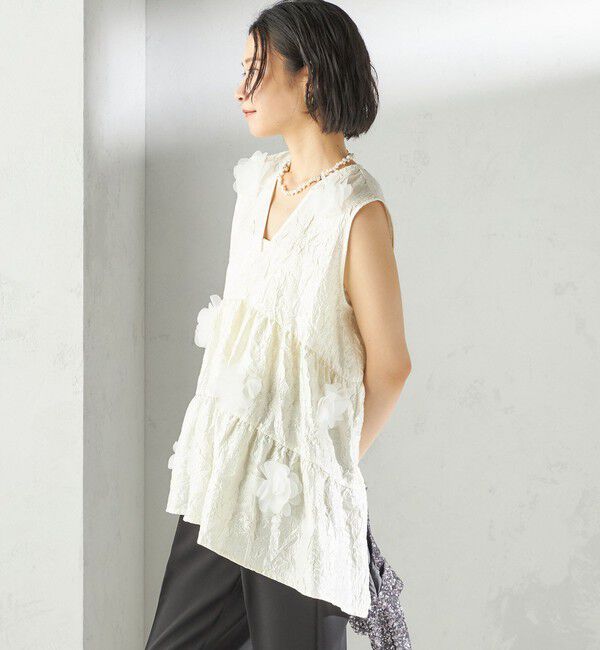 SHIPS for women「TORRAZZO DONNA:〈手洗い可能〉フラワー ティアード ブラウス」|シャツ・ブラウス|