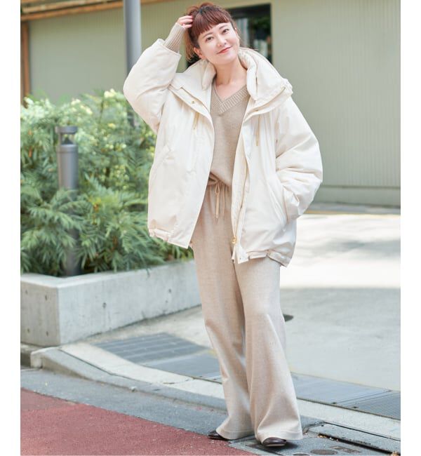 ＜Spick and Span＞撥水フーデッドダウンハーフコート ベージュ36 撥水フーデッドダウンハーフコート（ダウンジャケット）｜Spick and