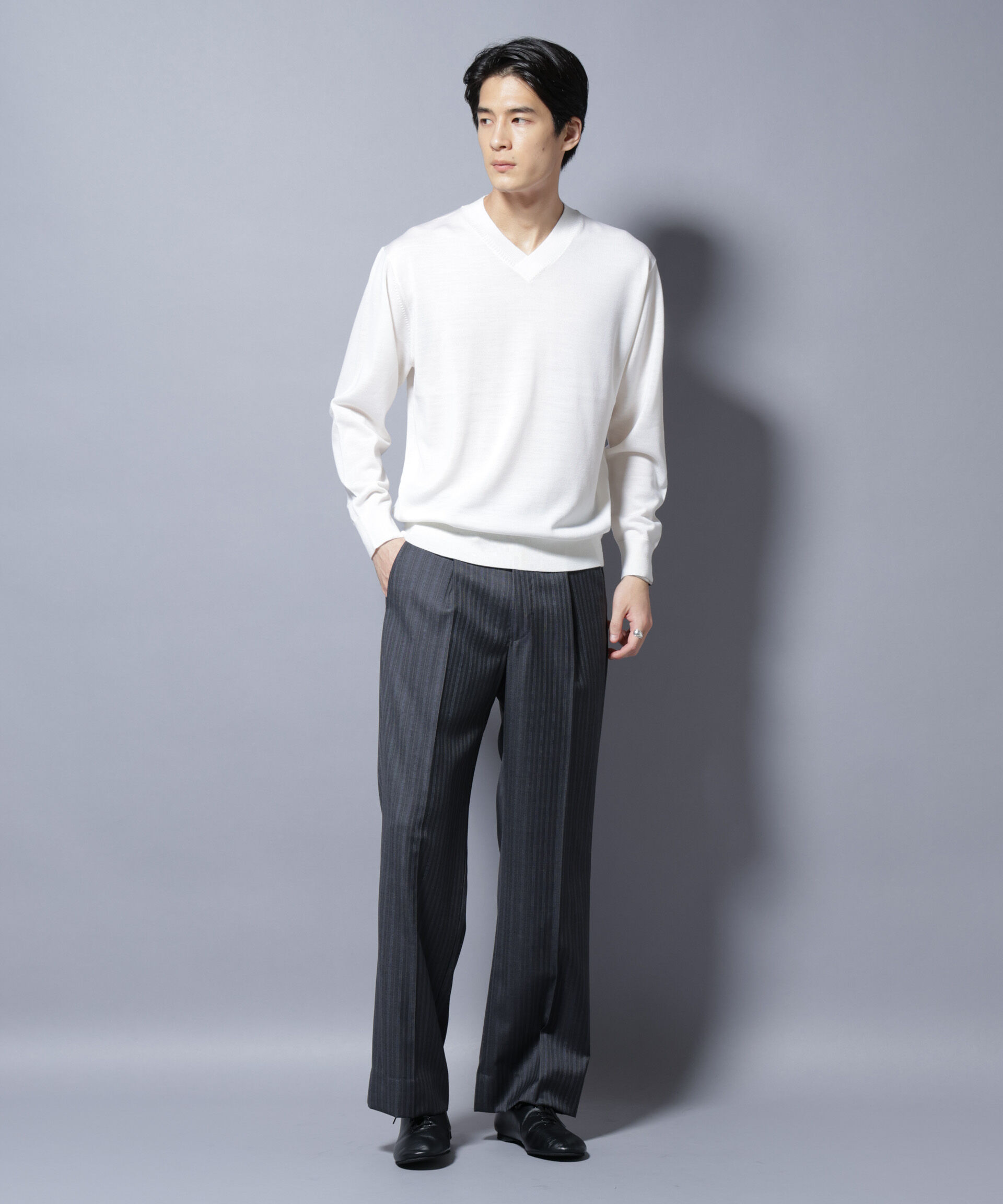 nano･universe「「毛玉レスニット」ファインゲージVネック」|ニット・セーター|