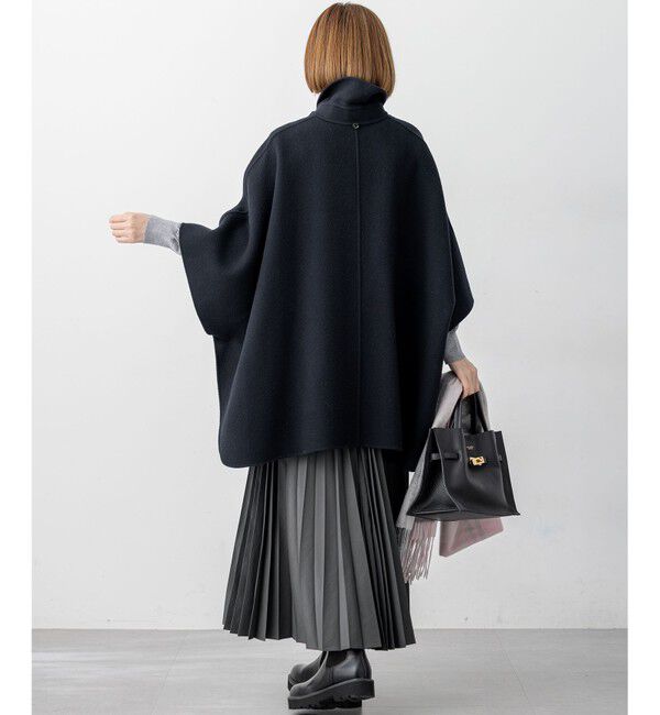 23区「【見上愛さん着用/Oggi12月号掲載】ウールライトリバー ポンチョシルエット コート」|その他|