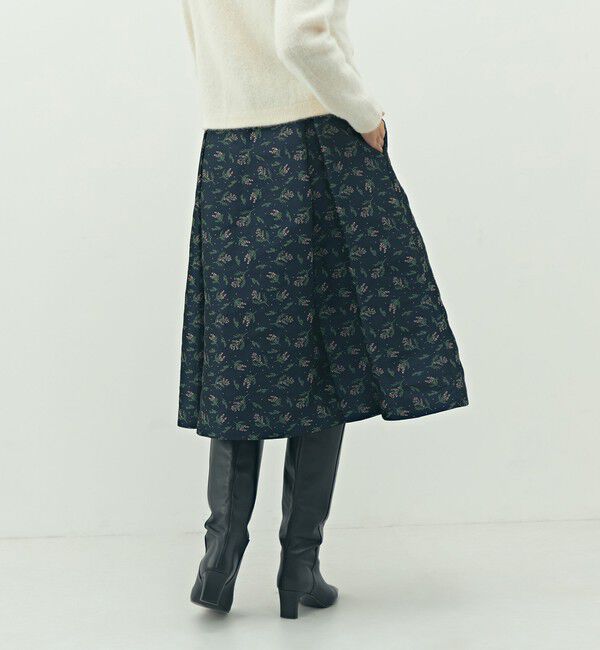 NOLLEY'S「ウォッシャブル花柄ジャガードタックスカート」|フレア|