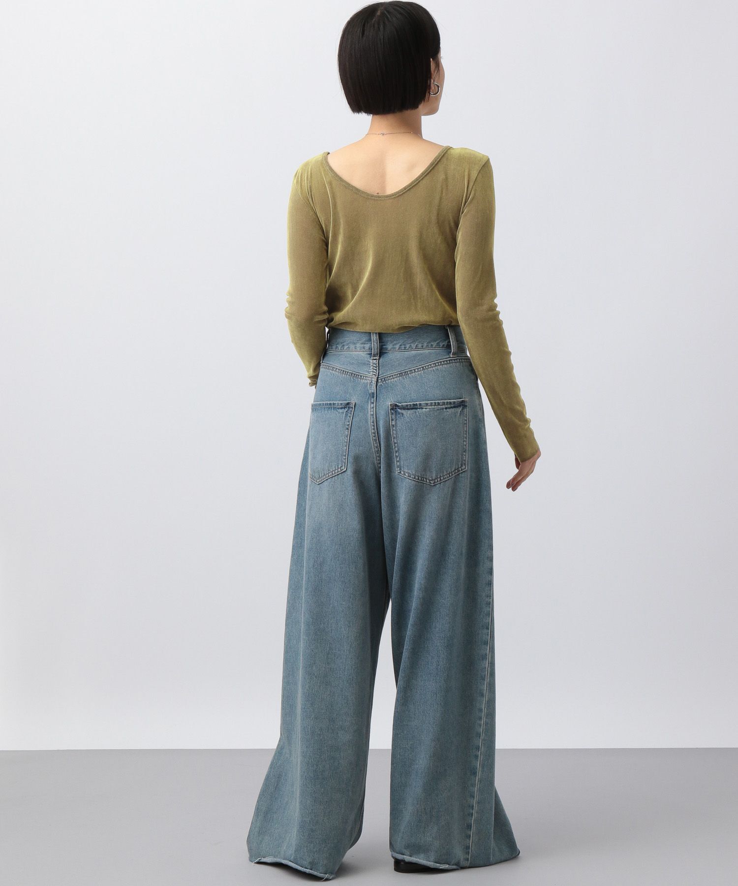 A part by 「新色追加【前後2WAY】シアーベロアカットソー_長袖」|Tシャツ・カットソー|