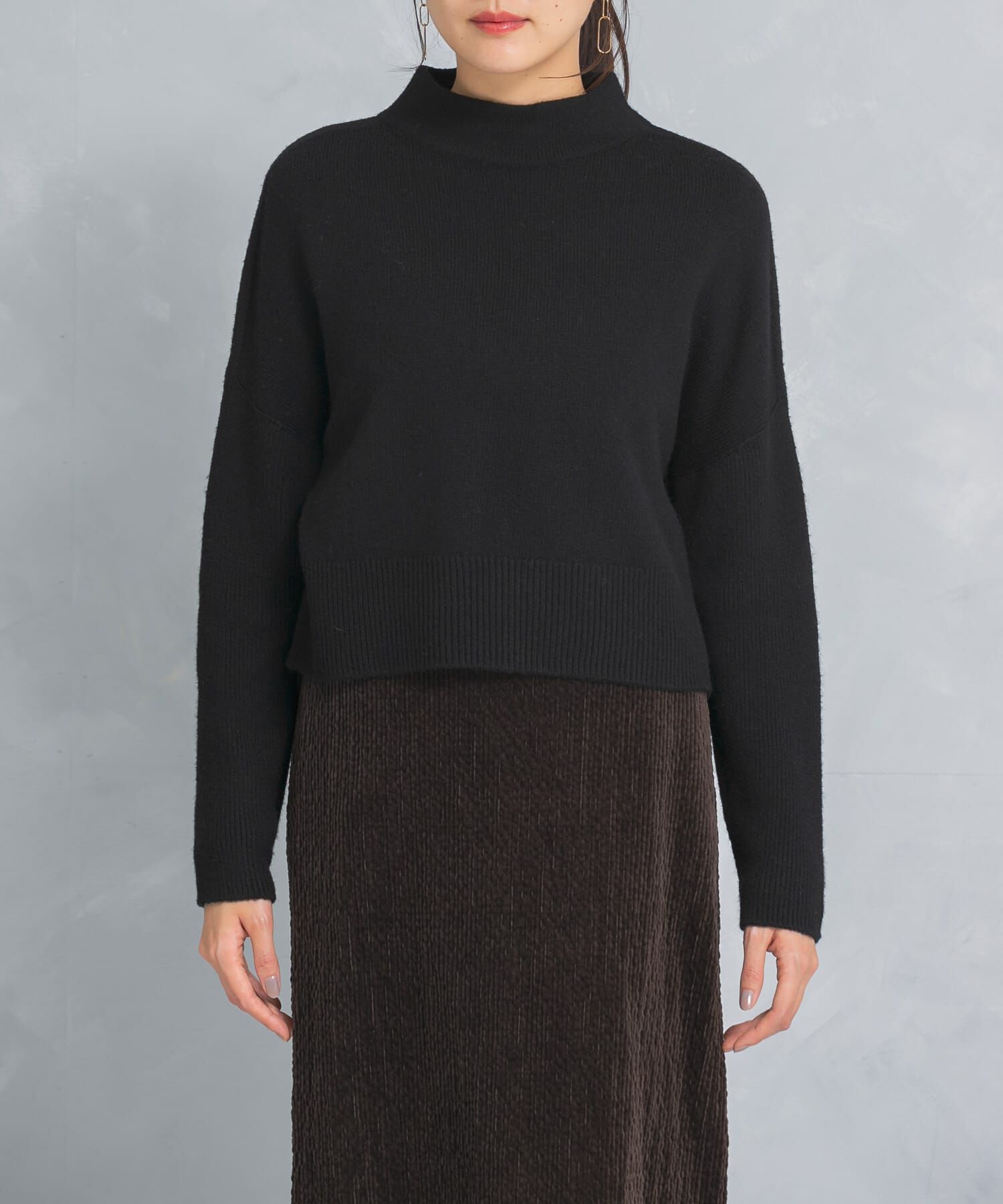 URBAN RESEARCH ROSSO「ショートハイネックホールニット」|ニット・セーター|