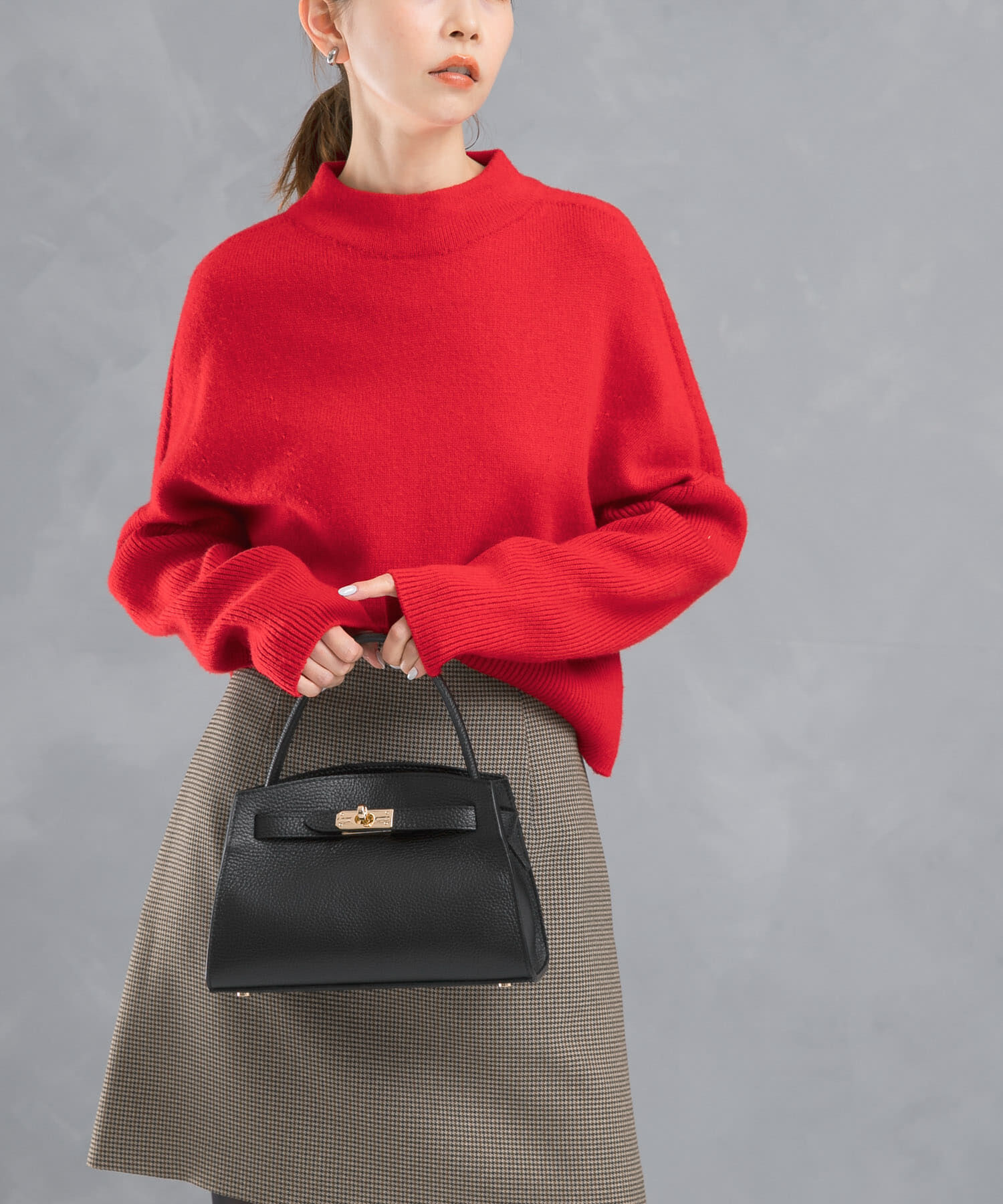 URBAN RESEARCH ROSSO「ショートハイネックホールニット」|ニット・セーター|