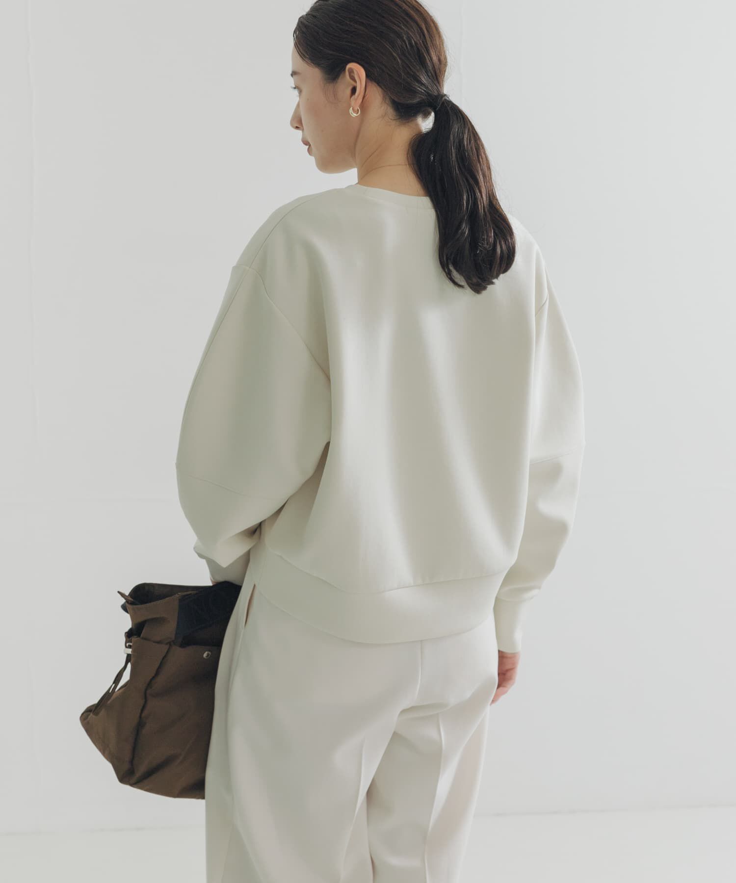 URBAN RESEARCH「ボリュームスリーブダンボールトップス」|スウェット・ジャージ|