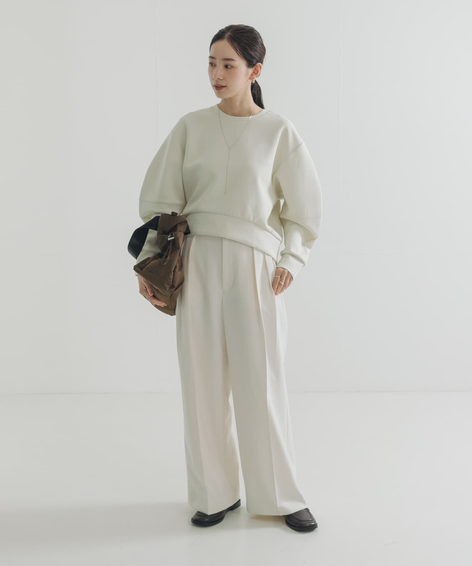 URBAN RESEARCH「ボリュームスリーブダンボールトップス」|スウェット・ジャージ|