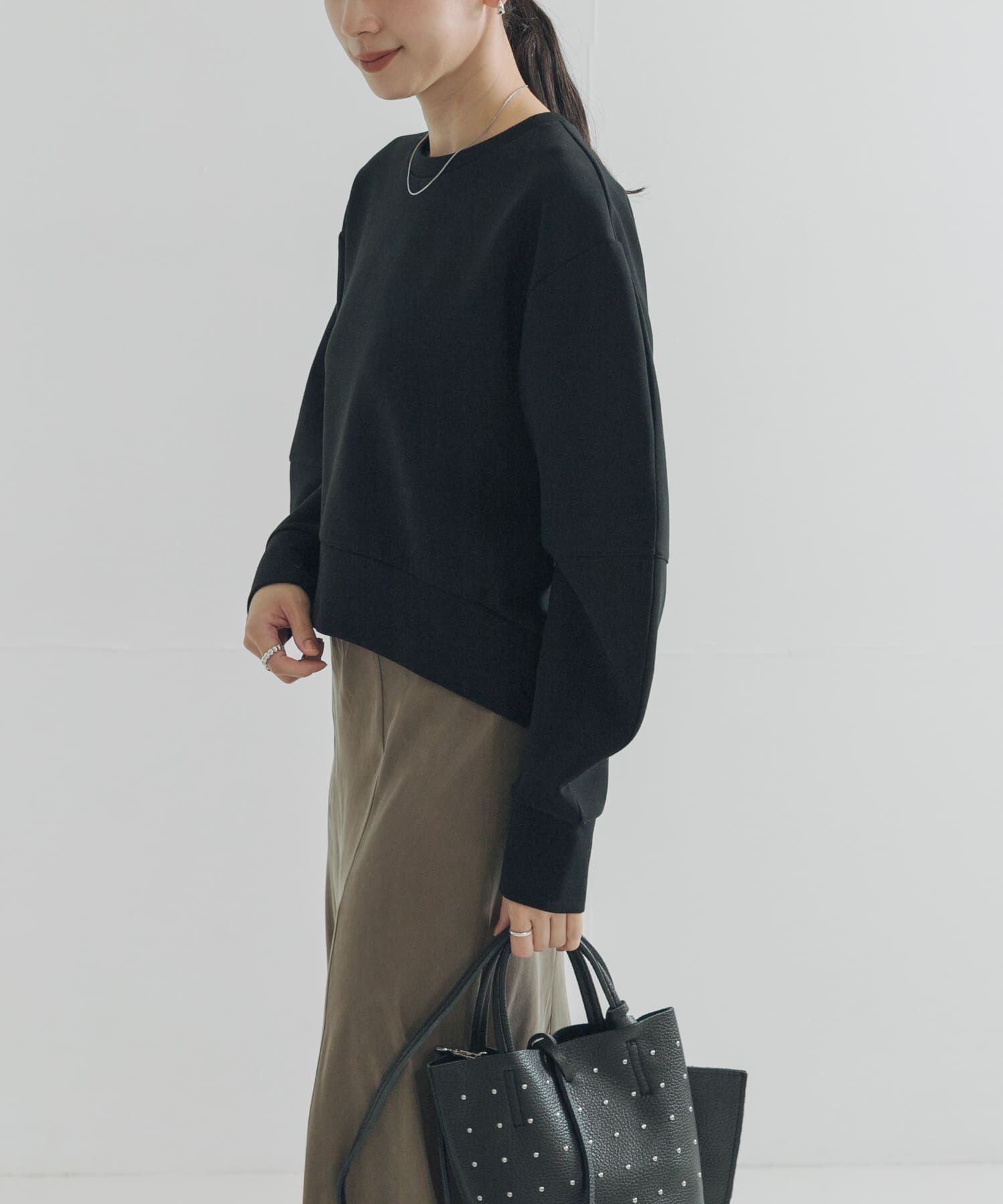 URBAN RESEARCH「ボリュームスリーブダンボールトップス」|スウェット・ジャージ|