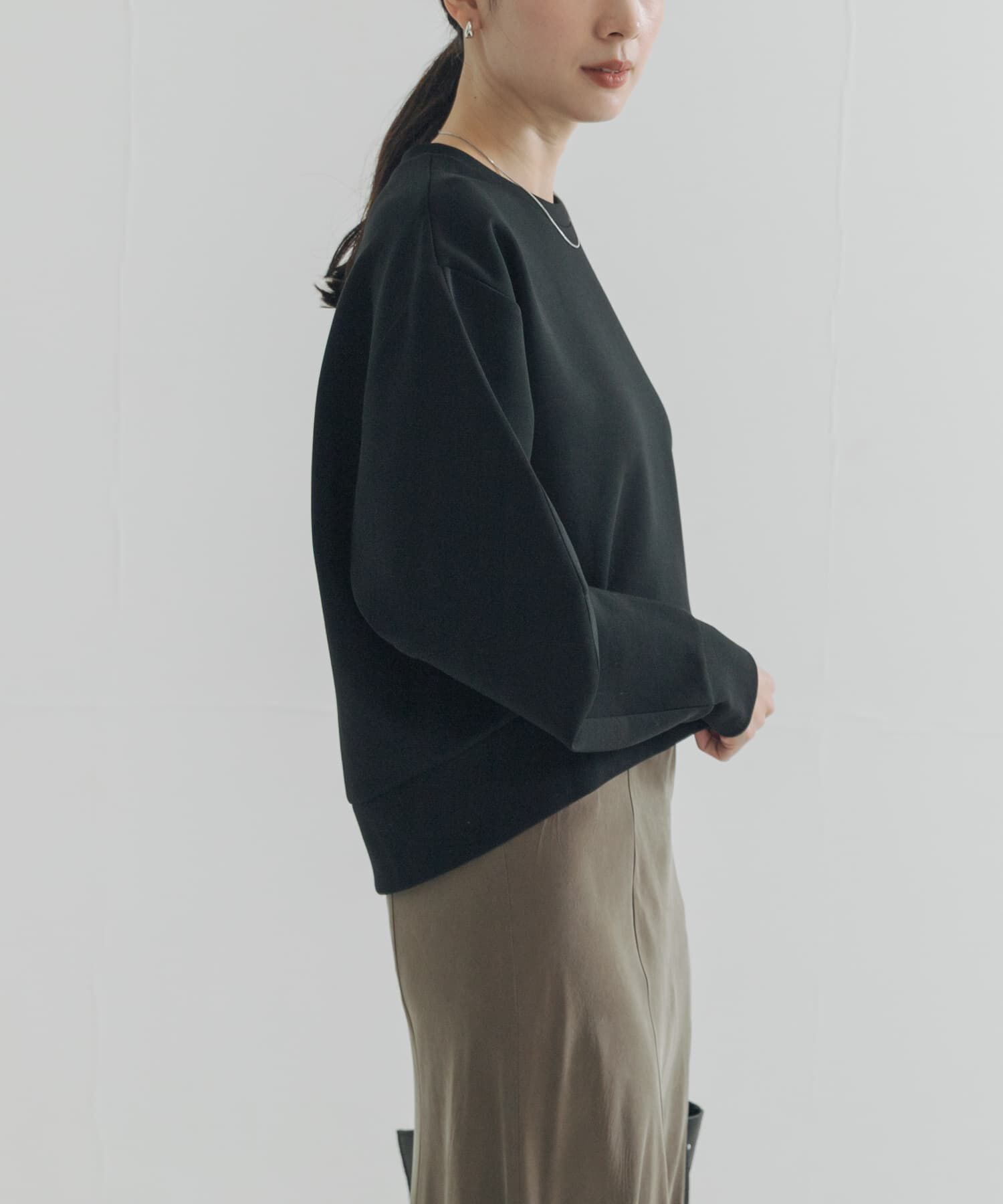 URBAN RESEARCH「ボリュームスリーブダンボールトップス」|スウェット・ジャージ|