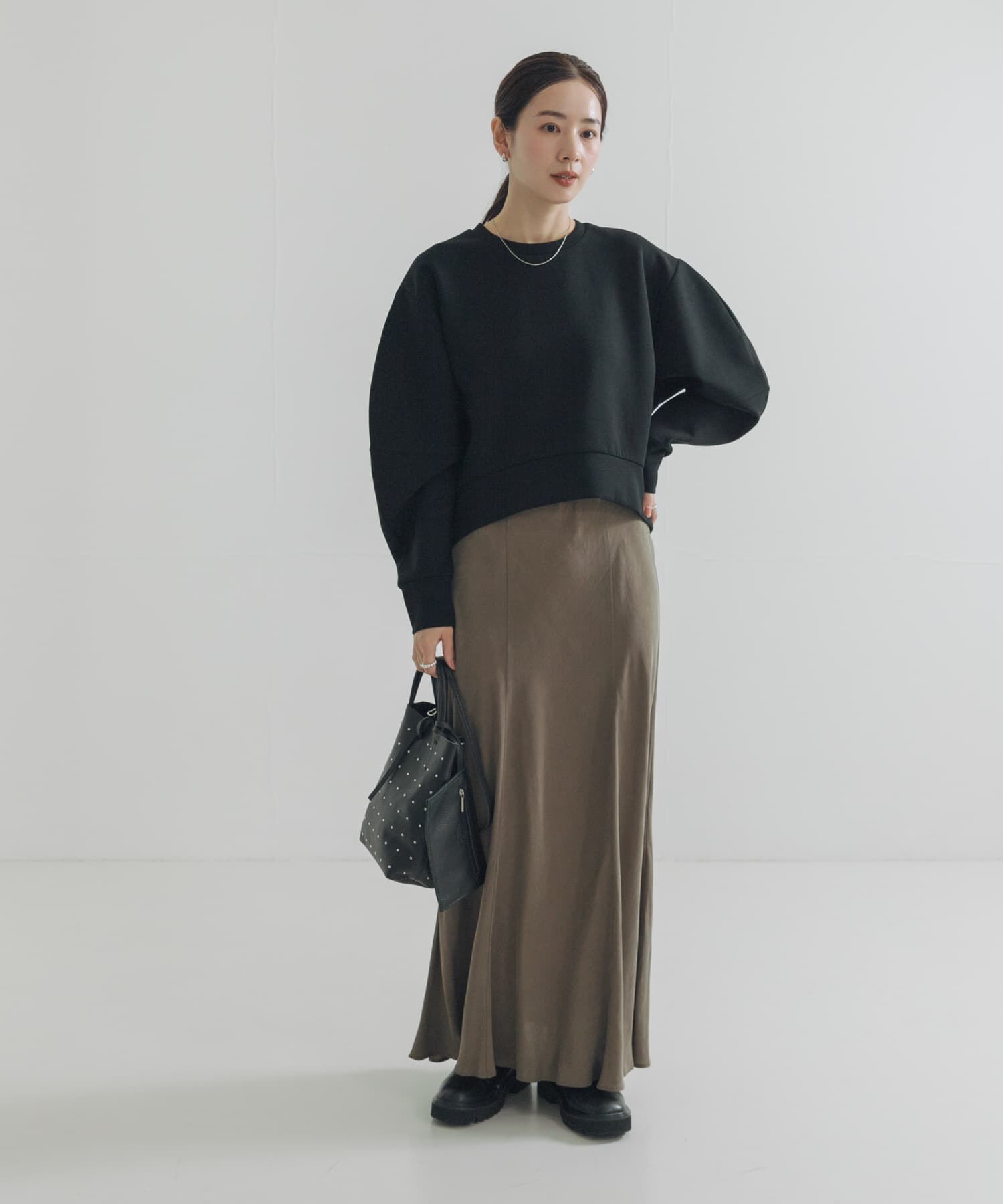 URBAN RESEARCH「ボリュームスリーブダンボールトップス」|スウェット・ジャージ|