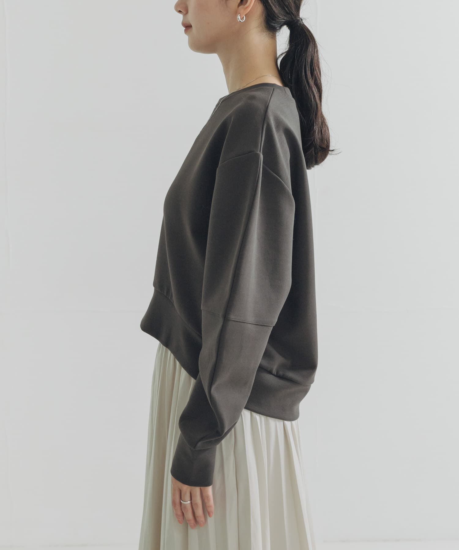 URBAN RESEARCH「ボリュームスリーブダンボールトップス」|スウェット・ジャージ|