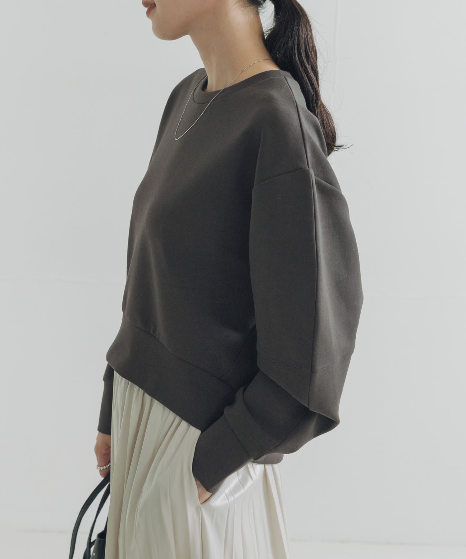 URBAN RESEARCH「ボリュームスリーブダンボールトップス」|スウェット・ジャージ|