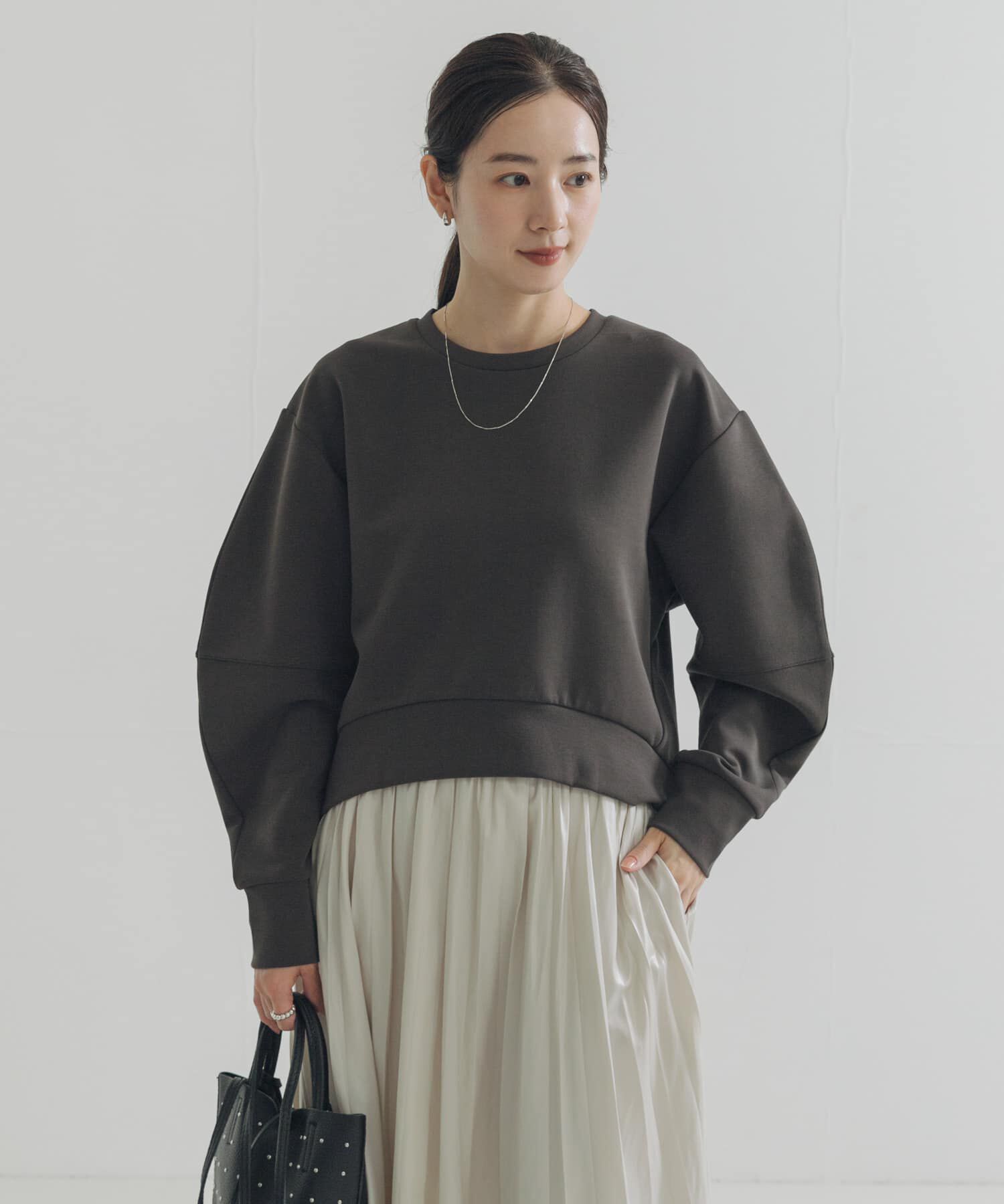 URBAN RESEARCH「ボリュームスリーブダンボールトップス」|スウェット・ジャージ|