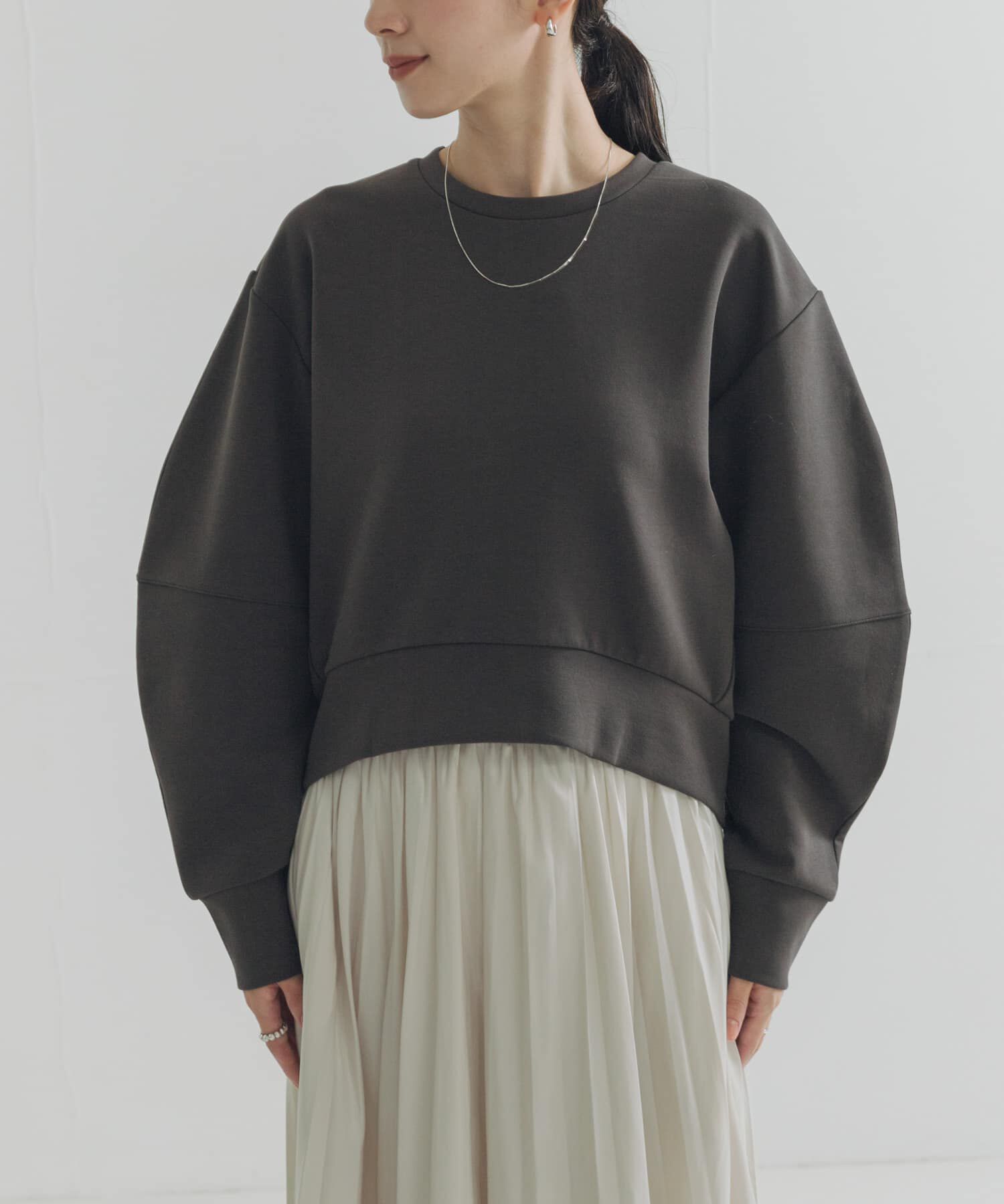 URBAN RESEARCH「ボリュームスリーブダンボールトップス」|スウェット・ジャージ|