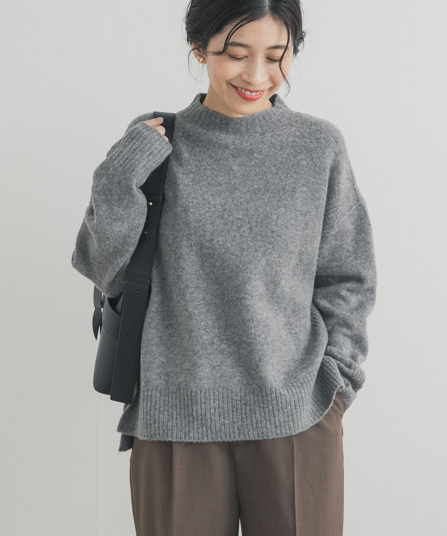 URBAN RESEARCH DOORS「ハイネックサイドスリットニット」|ニット・セーター|チャコールグレー