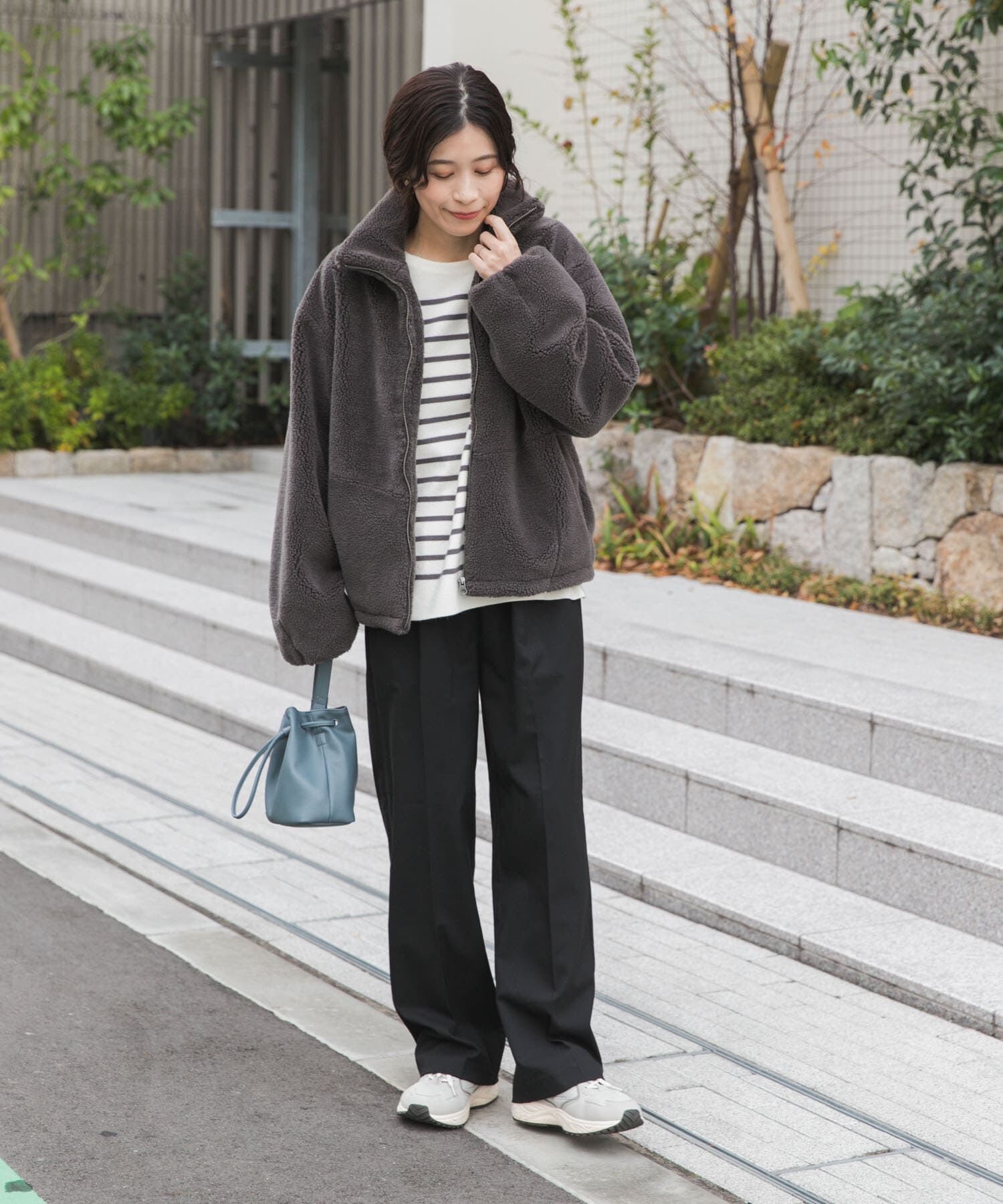 URBAN RESEARCH DOORS「ZIPボアブルゾン」|ノーカラーコート|