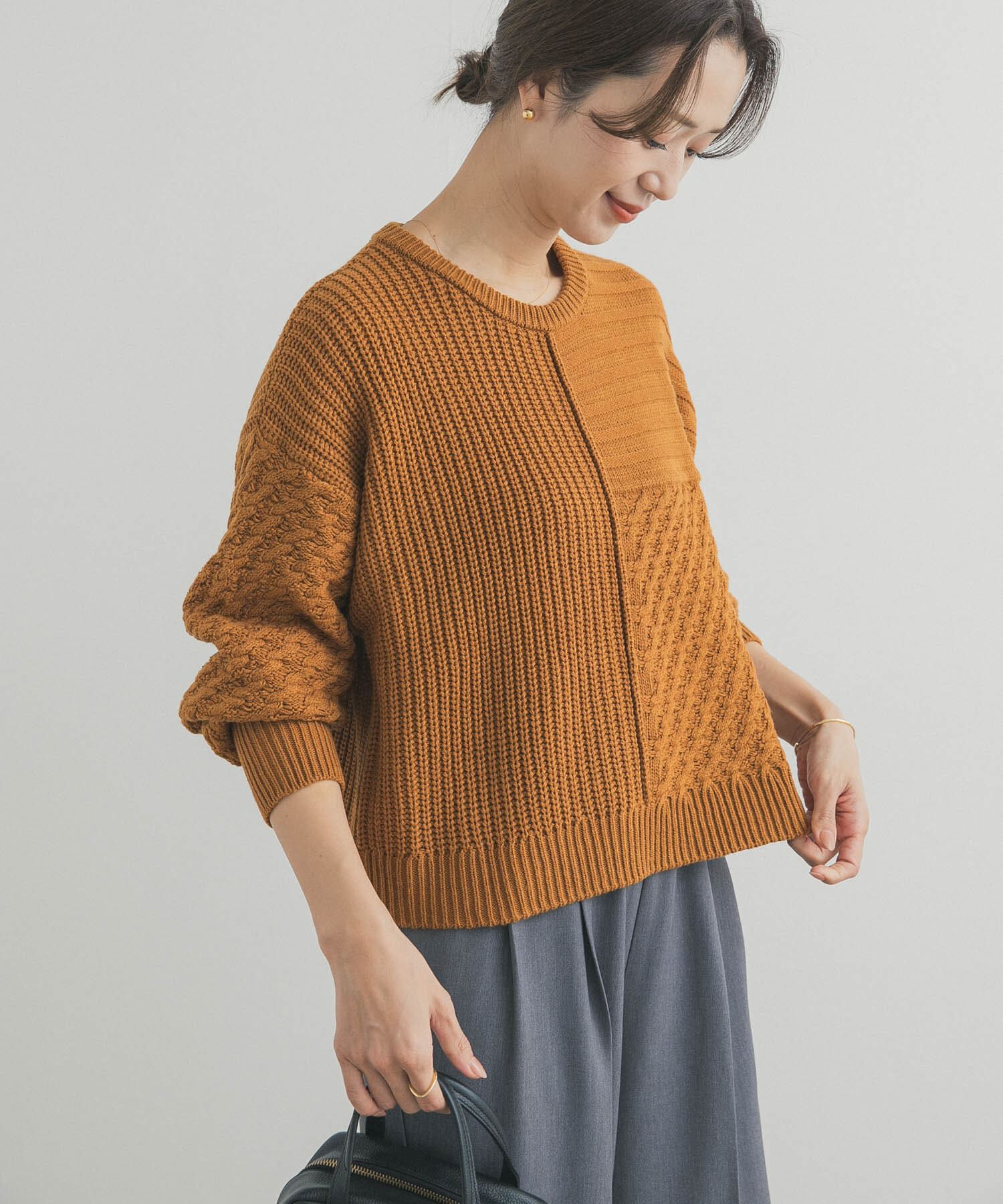 URBAN RESEARCH DOORS「パッチワーク柄袖ボリュームニット」|ニット・セーター|ゴールド