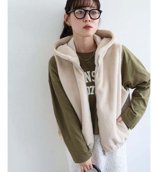  「ファーフードベスト」|その他|