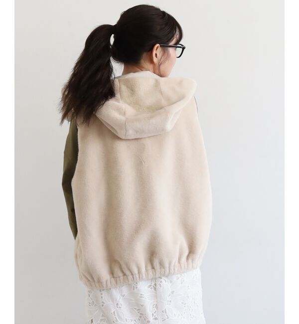  「ファーフードベスト」|その他|