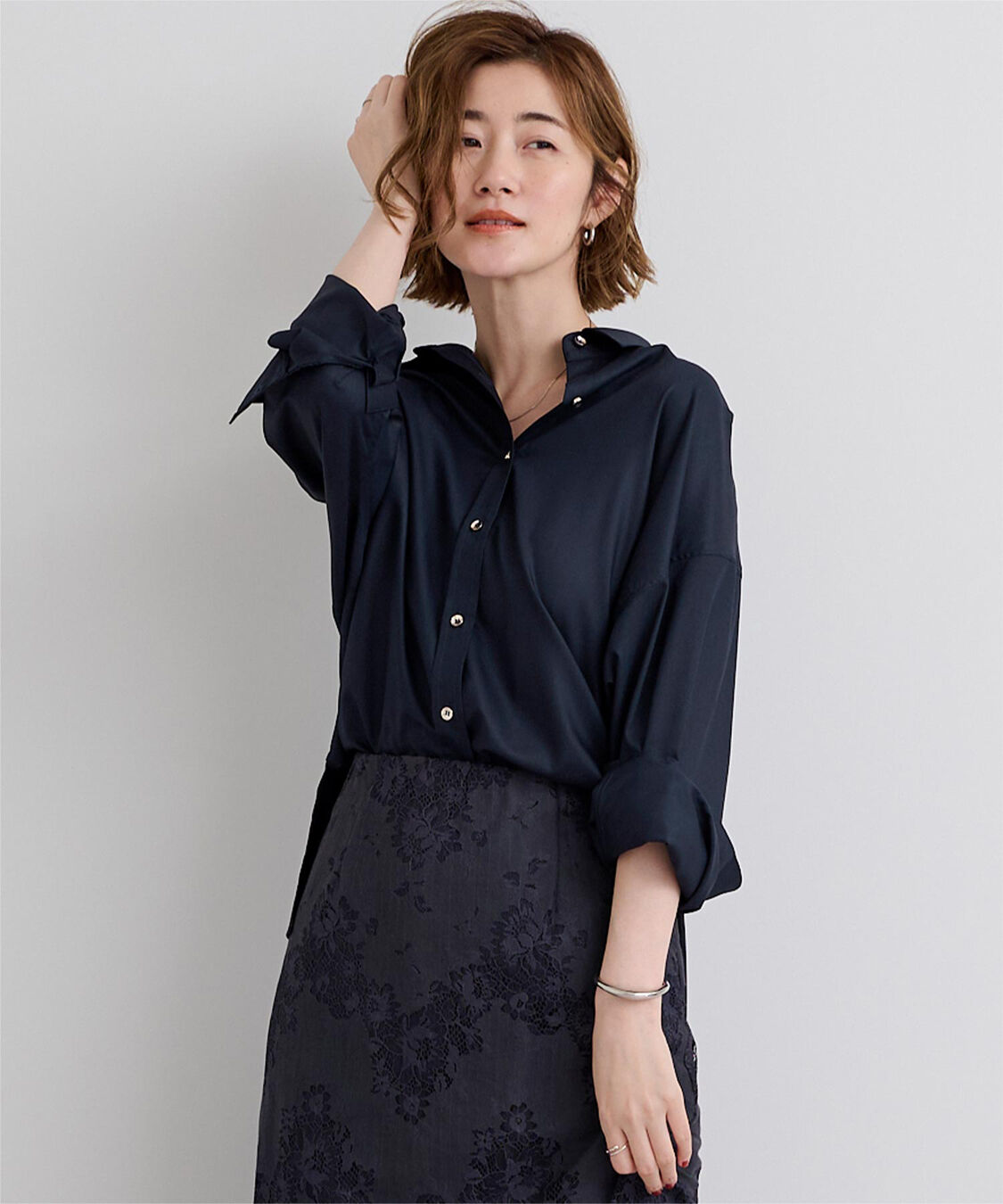 ur's「サテンライクオーバーシャツ」|シャツ・ブラウス|