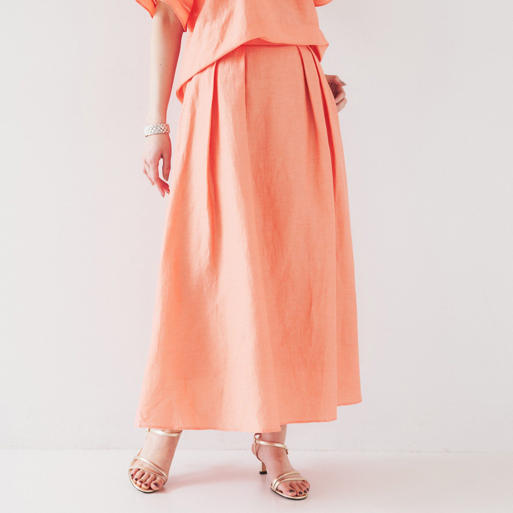 UNTITLED「【セットアップ可能/手洗い可】リネン混フレアスカート」|スカート|