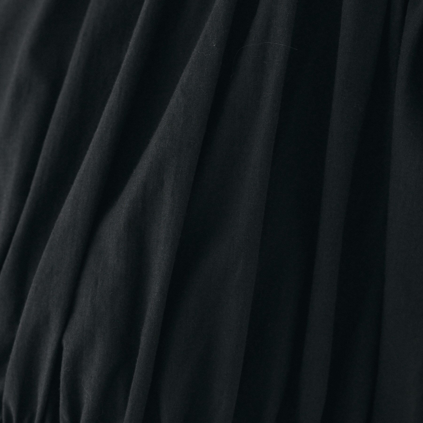 UNTITLED「【コットン100/洗える/トレンド】シャーリングブラウス」|シャツ・ブラウス|