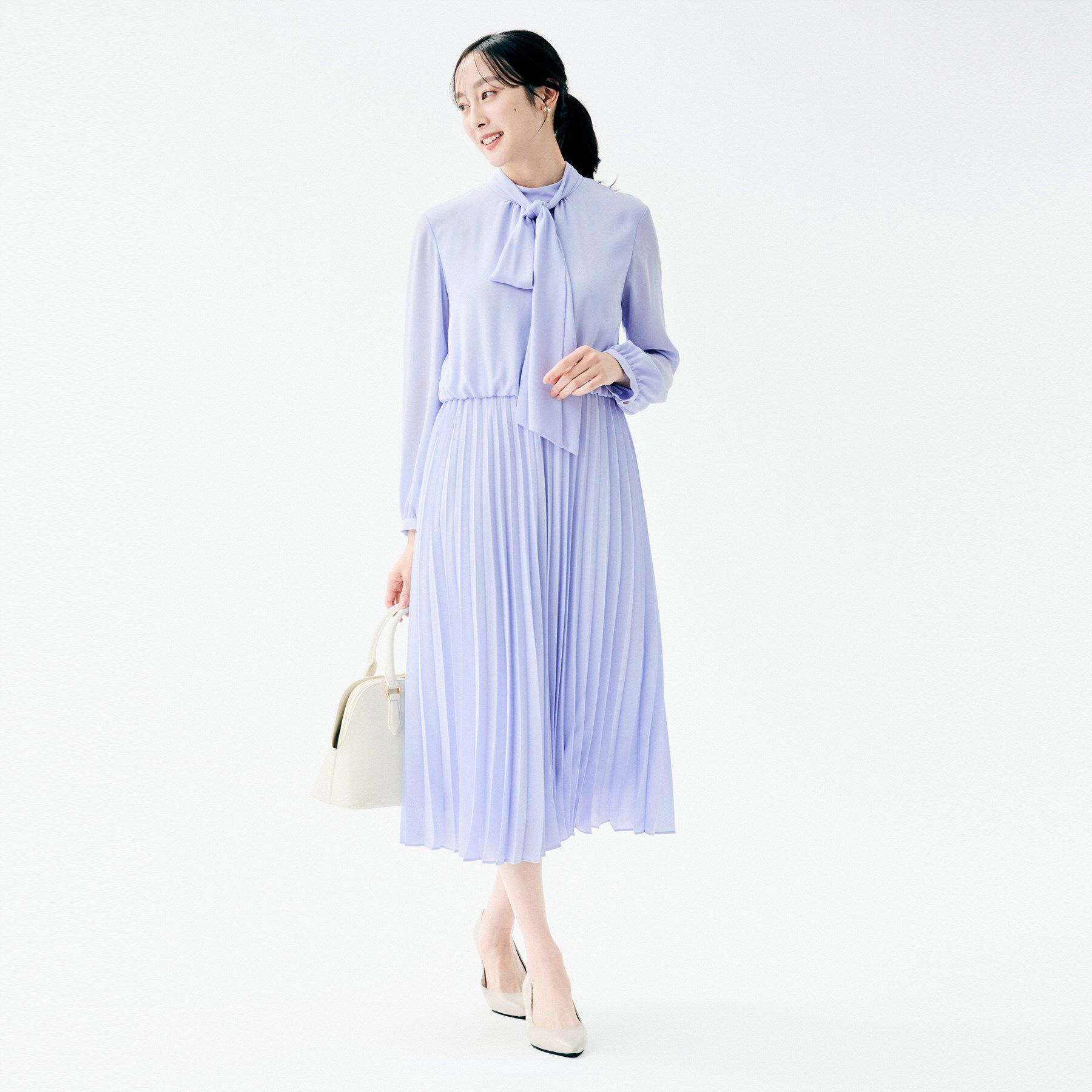 UNTITLED「【セレモニー/フォーマル/洗える】ボウタイ プリーツワンピース」|ワンピース|