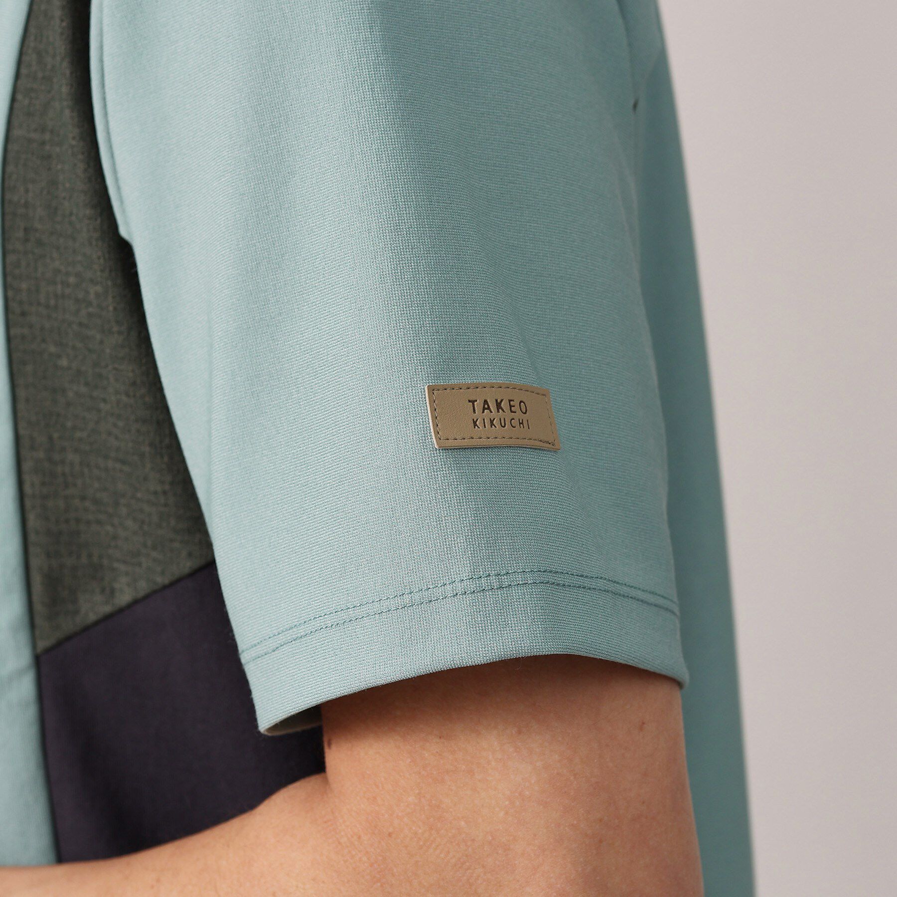 TAKEO KIKUCHI「【Sサイズ～】サイド切替え 半袖カットソー」|Tシャツ・カットソー|