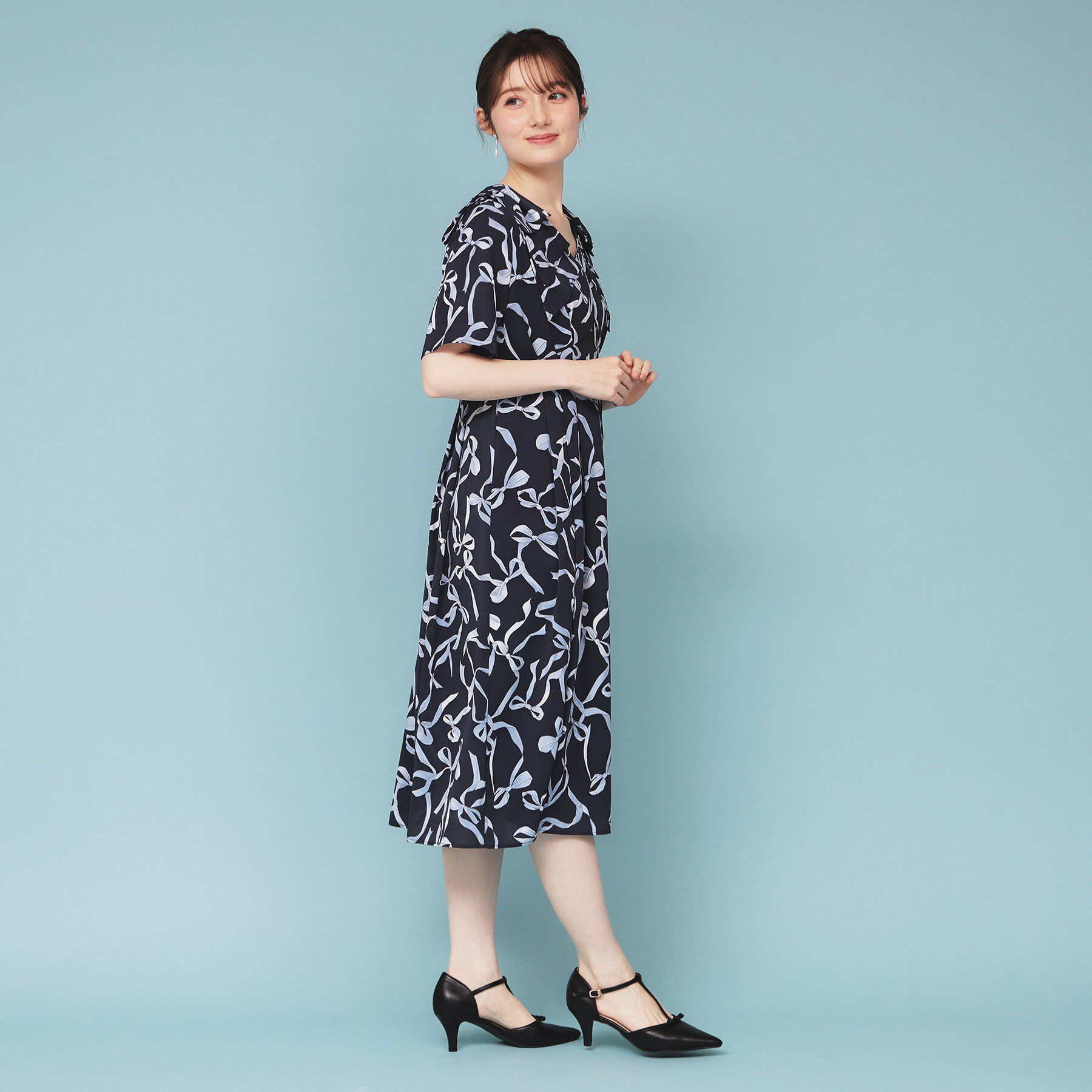 index「《美人百花掲載》リボン柄タックスリーブワンピース【洗濯機洗い可/イージーアイロン】」|ワンピース|