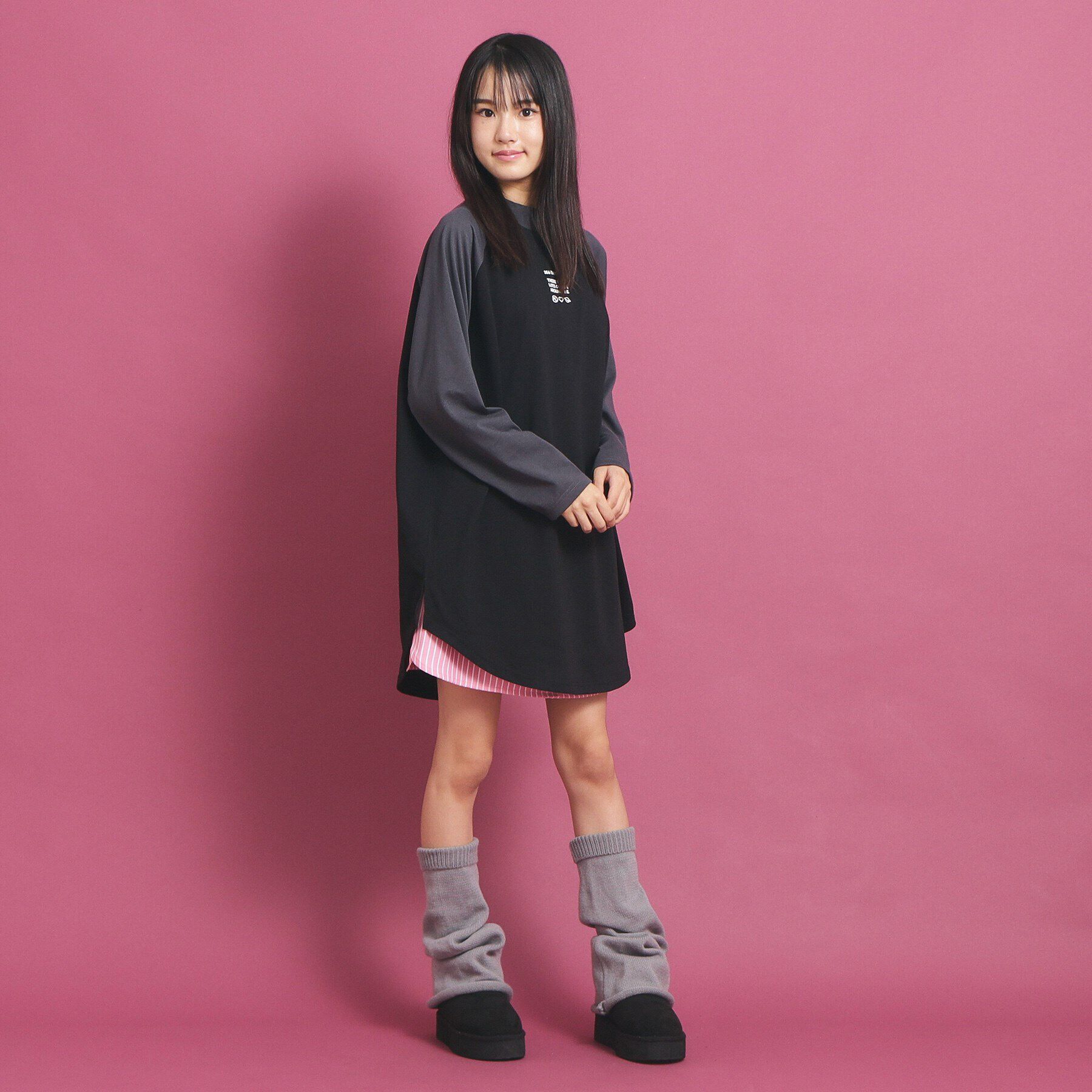 PINK-latte「ラグランスリーブクルーネックチュニックTシャツ」|ワンピース|