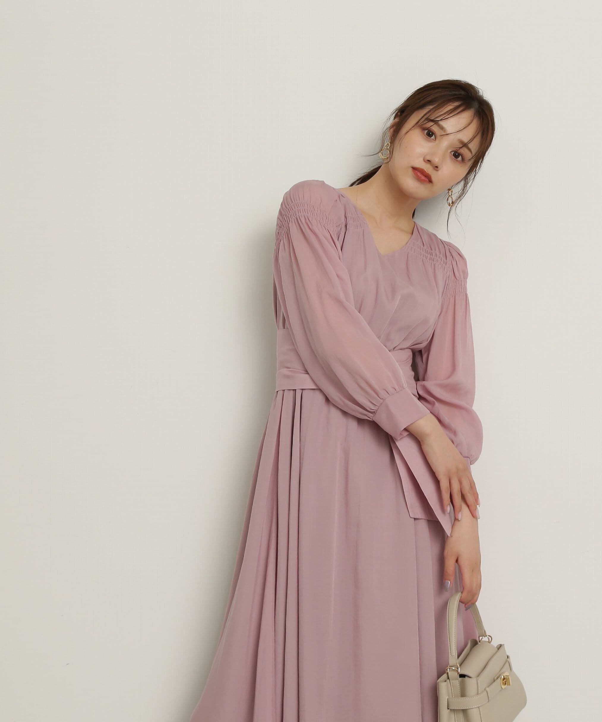 PROPORTION BODY DRESSING「肩シャーリングシアーワンピース24AW」|ワンピース|