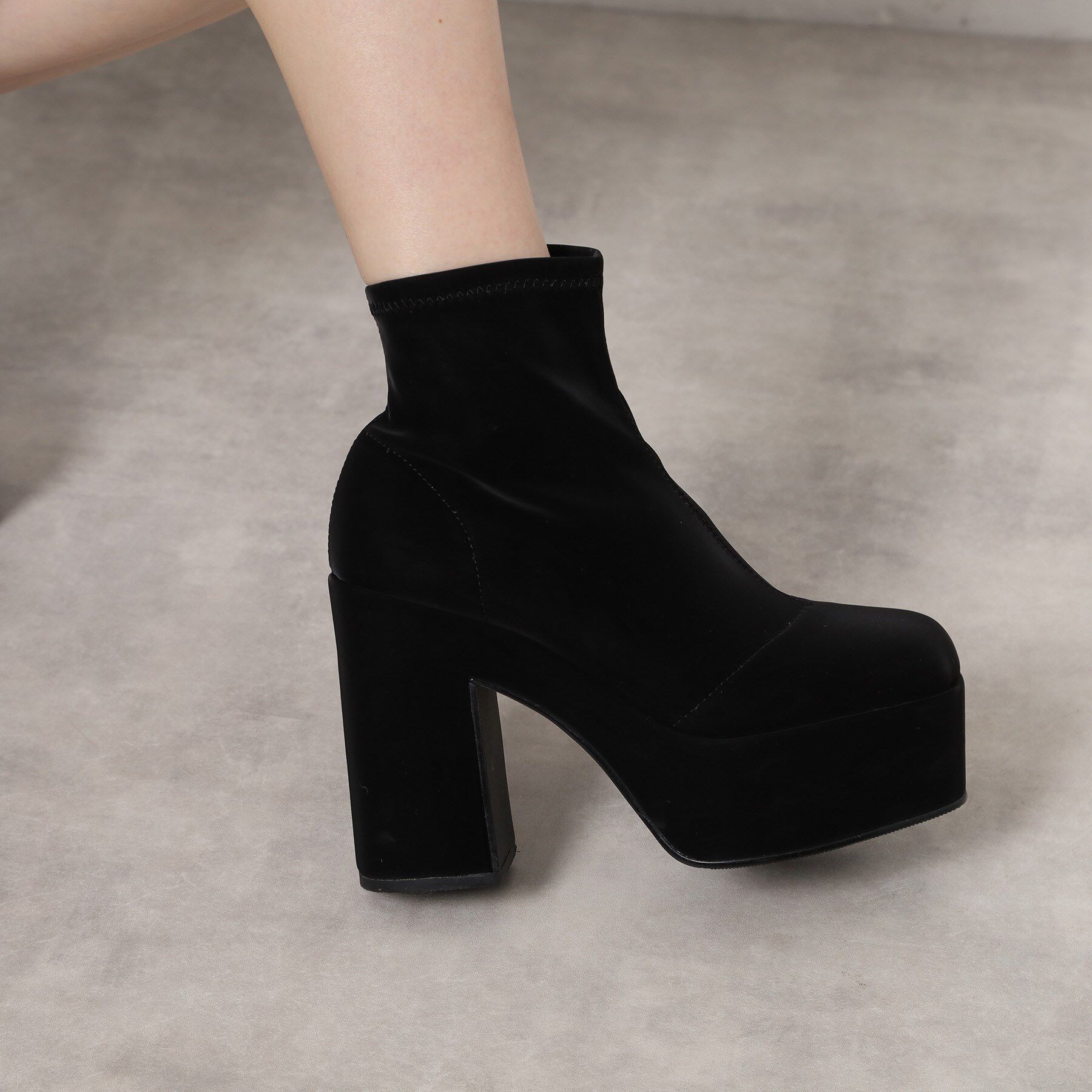 ESPERANZA「【ラク盛り／ショートブーツ】春まで履ける！！リピーター続出／脚長美脚 厚底ショートブーツ 26SS」|ショートブーツ|