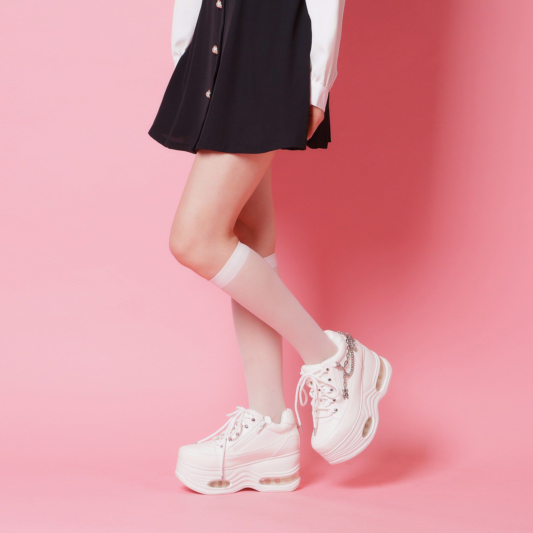 csT&P「十字架チェーン付き厚底スニーカー」|スニーカー|