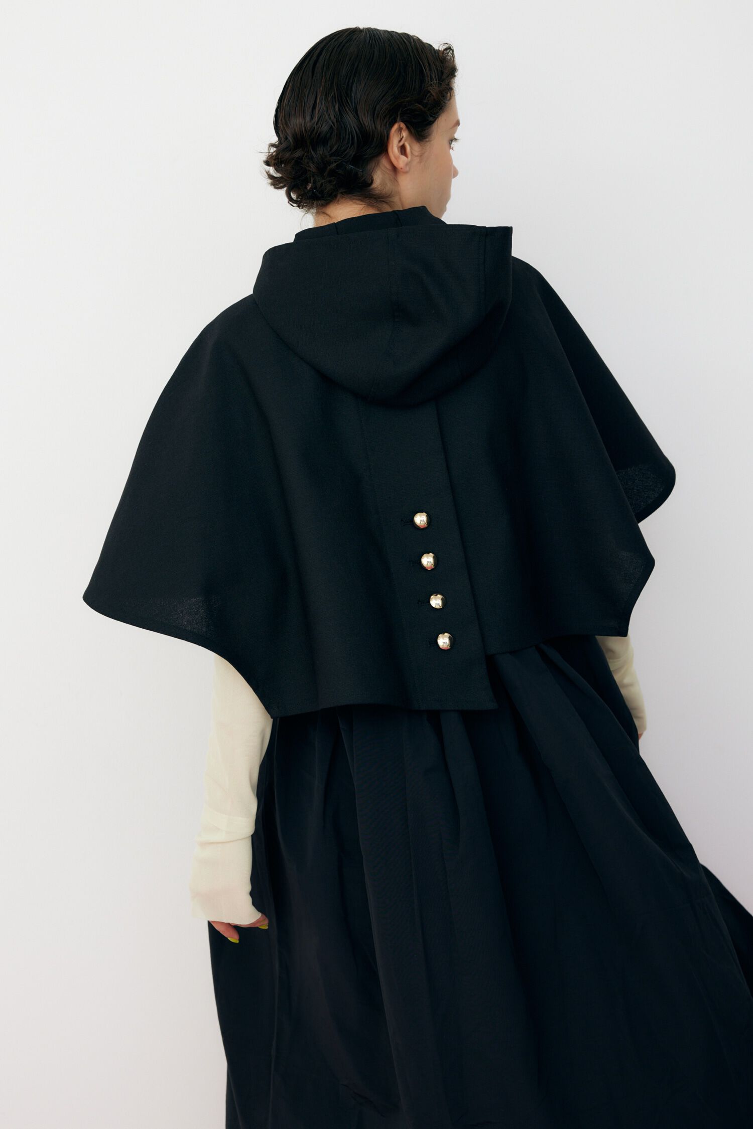HeRIN.CYE「Back slit poncho」|その他|