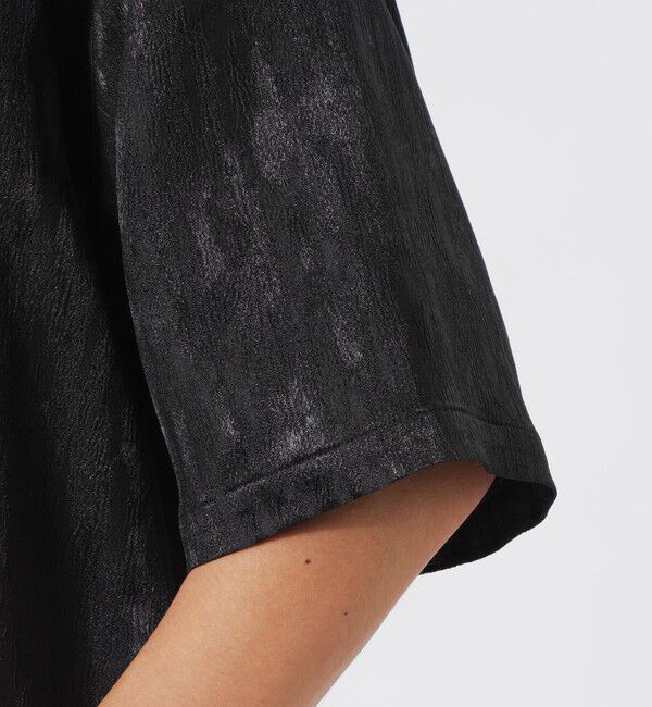  「ブライトサテンジャカードジップショートスリーブ」|シャツ・ブラウス|