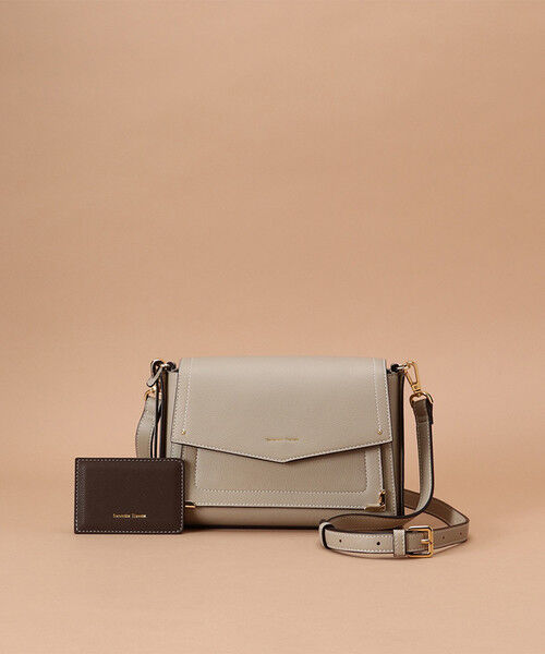 Samantha Thavasa「ビジューチャーム付き ショルダーバッグ」|ショルダー・メッセンジャー|