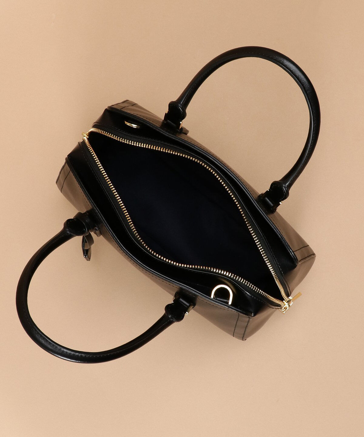 Samantha Thavasa「トラペズミニヨン ボストンバッグ 大サイズ」|ハンドバッグ|