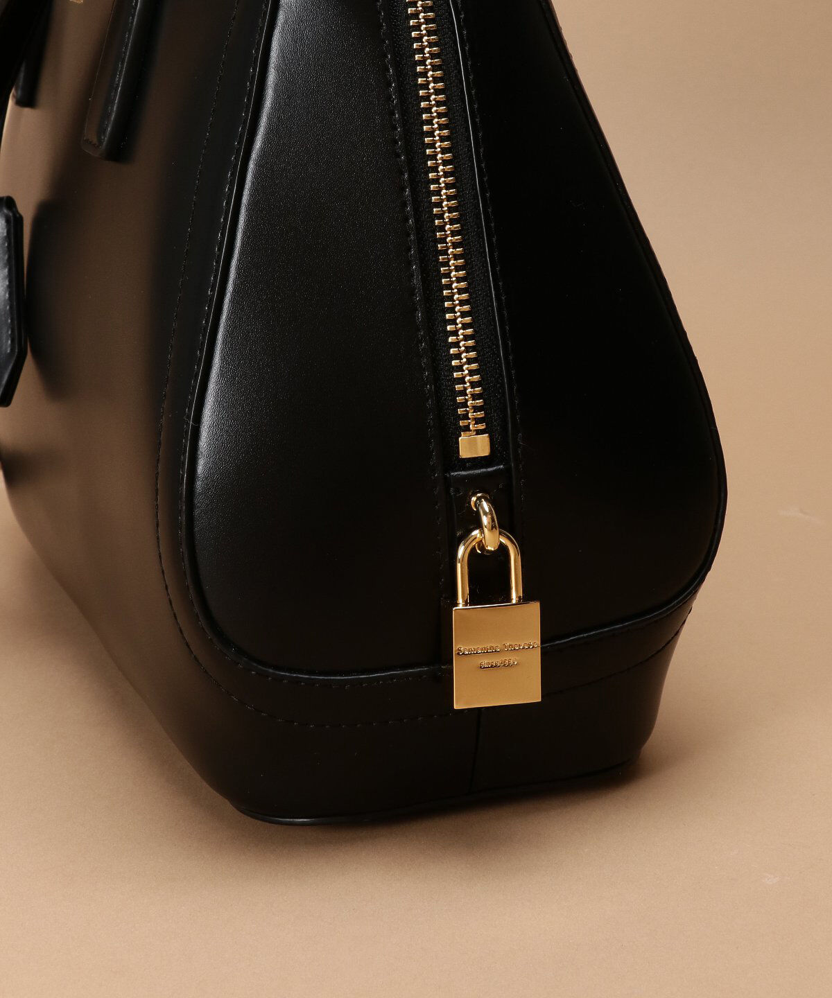 Samantha Thavasa「トラペズミニヨン ボストンバッグ 大サイズ」|ハンドバッグ|