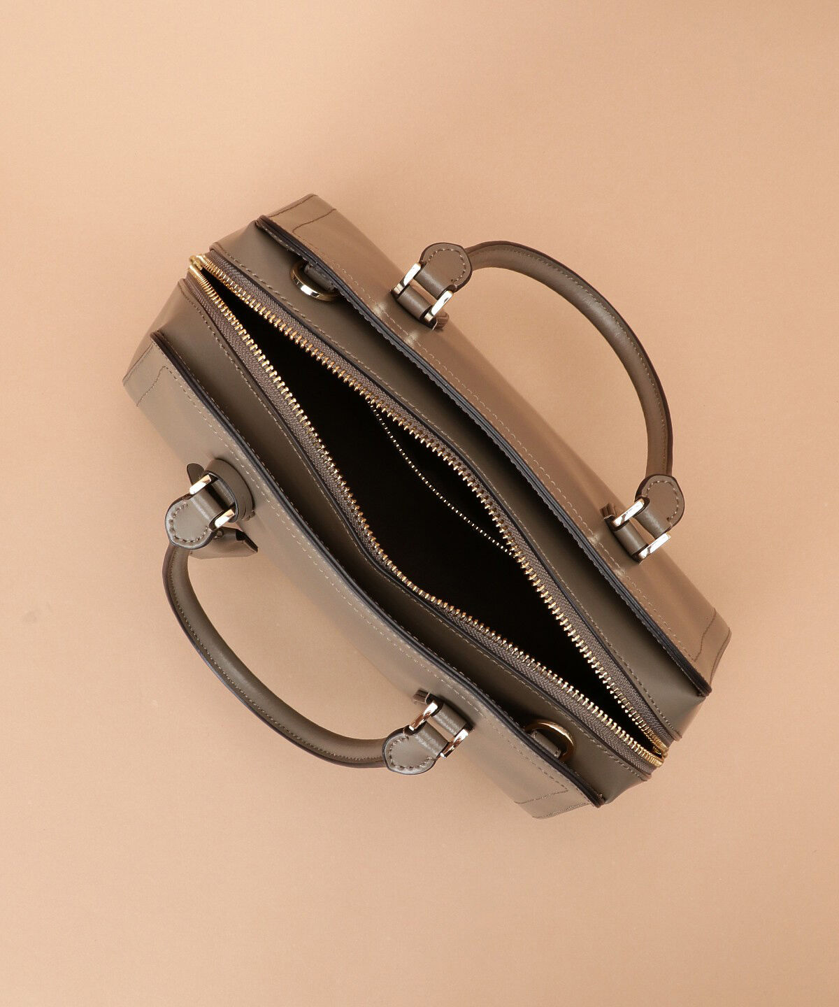 Samantha Thavasa「トラペズミニヨン ボストンバッグ 大サイズ」|ハンドバッグ|