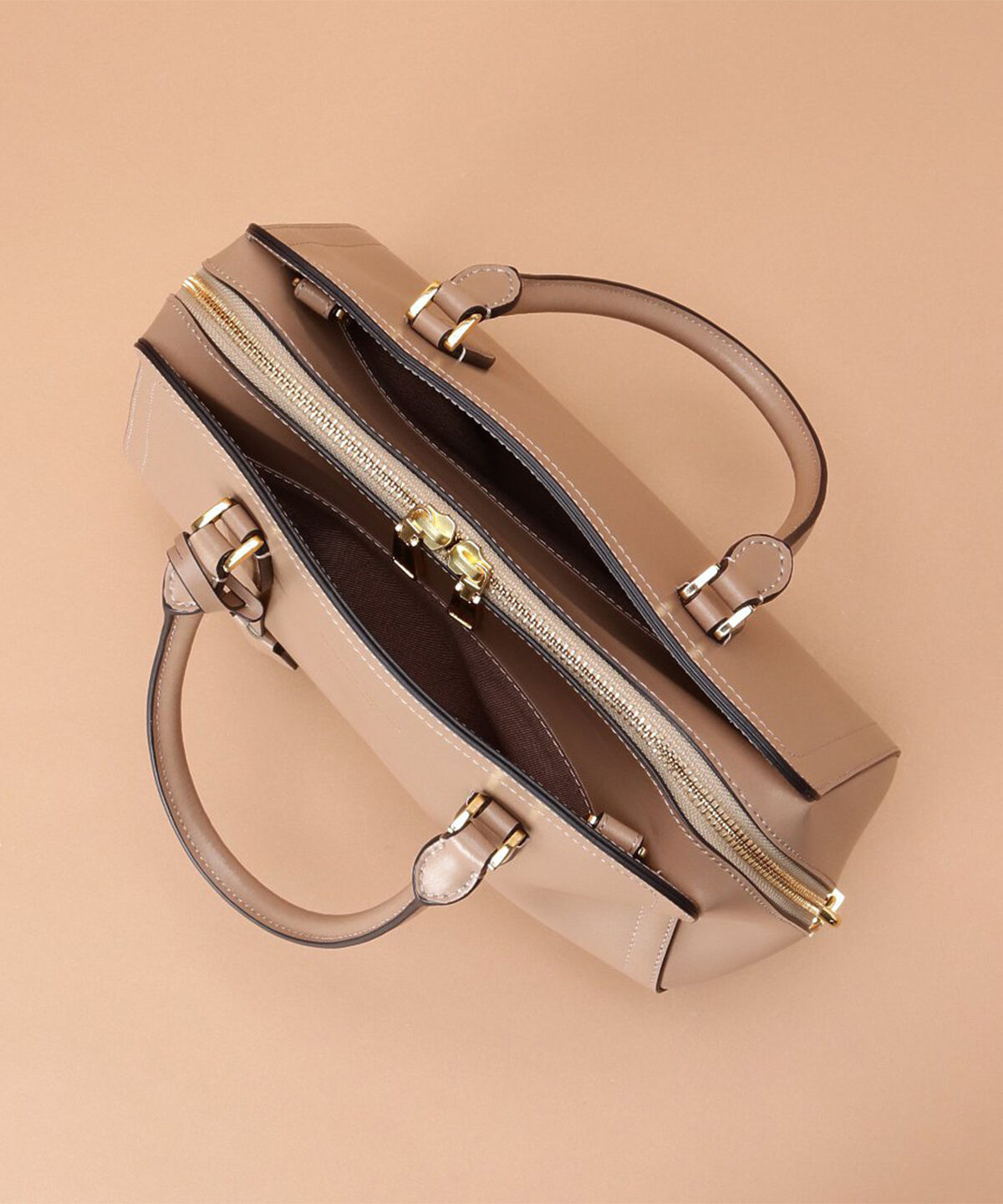 Samantha Thavasa「トラペズミニヨン ボストンバッグ 大サイズ」|ハンドバッグ|