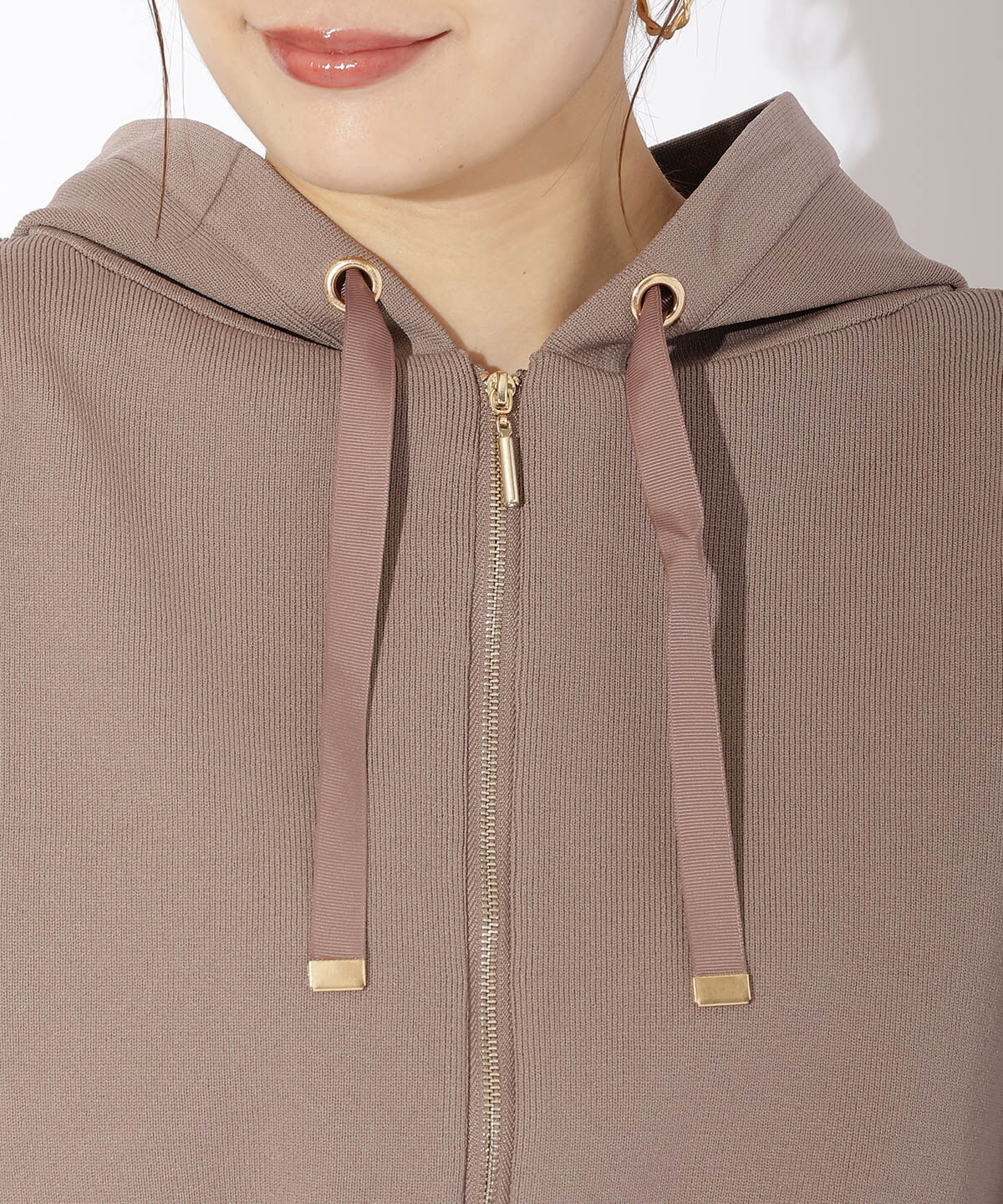 アンドクチュール「ニットクロップド丈ジップパーカー」|パーカー|