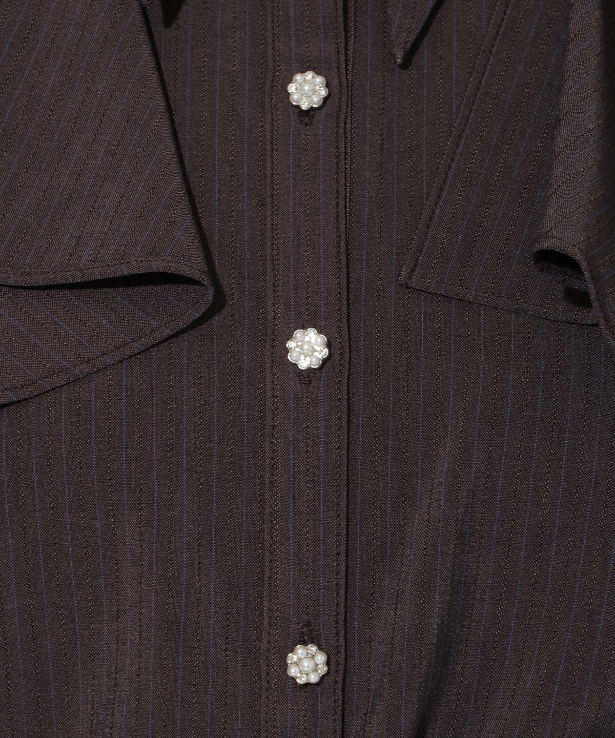 アンドクチュール「ビジューボタンフリルケープブラウス」|シャツ・ブラウス|