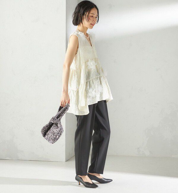 SHIPS for women「TORRAZZO DONNA:〈手洗い可能〉フラワー ティアード ブラウス」|シャツ・ブラウス|