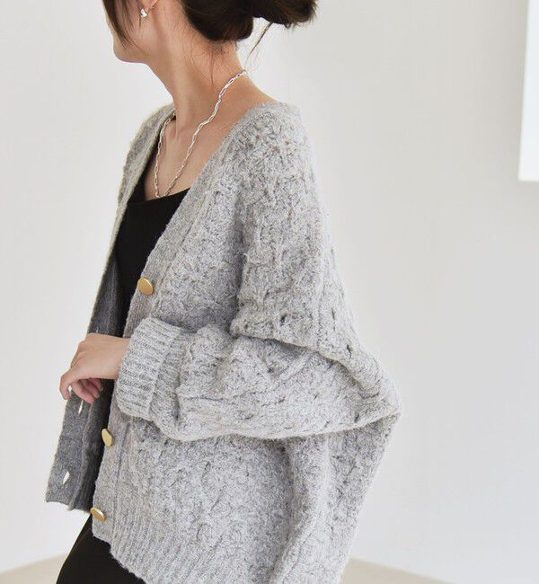 quaranciel「quaranciel: 透かし編み Vネック コンパクト ドルマンニットカーディガン」|カーディガン|