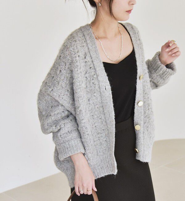 quaranciel「quaranciel: 透かし編み Vネック コンパクト ドルマンニットカーディガン」|カーディガン|