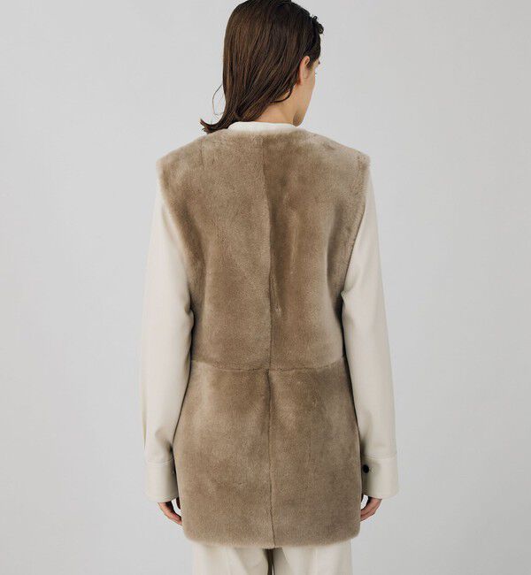 TOMORROWLAND GOODS「DES PRES  ムートンジレ」|ダウンベスト・ベスト|